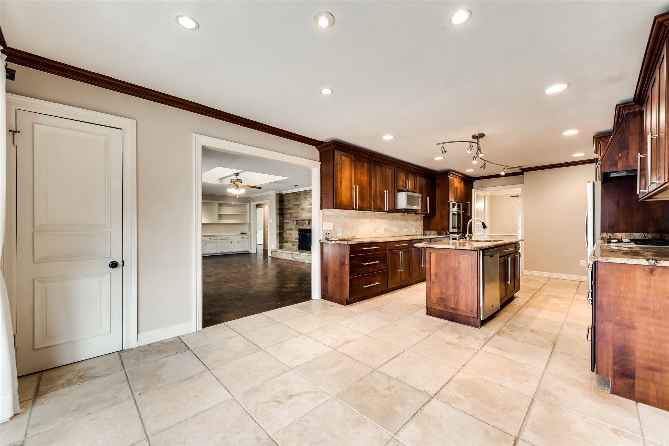 7351 Paldao Drive Dallas TX 75240