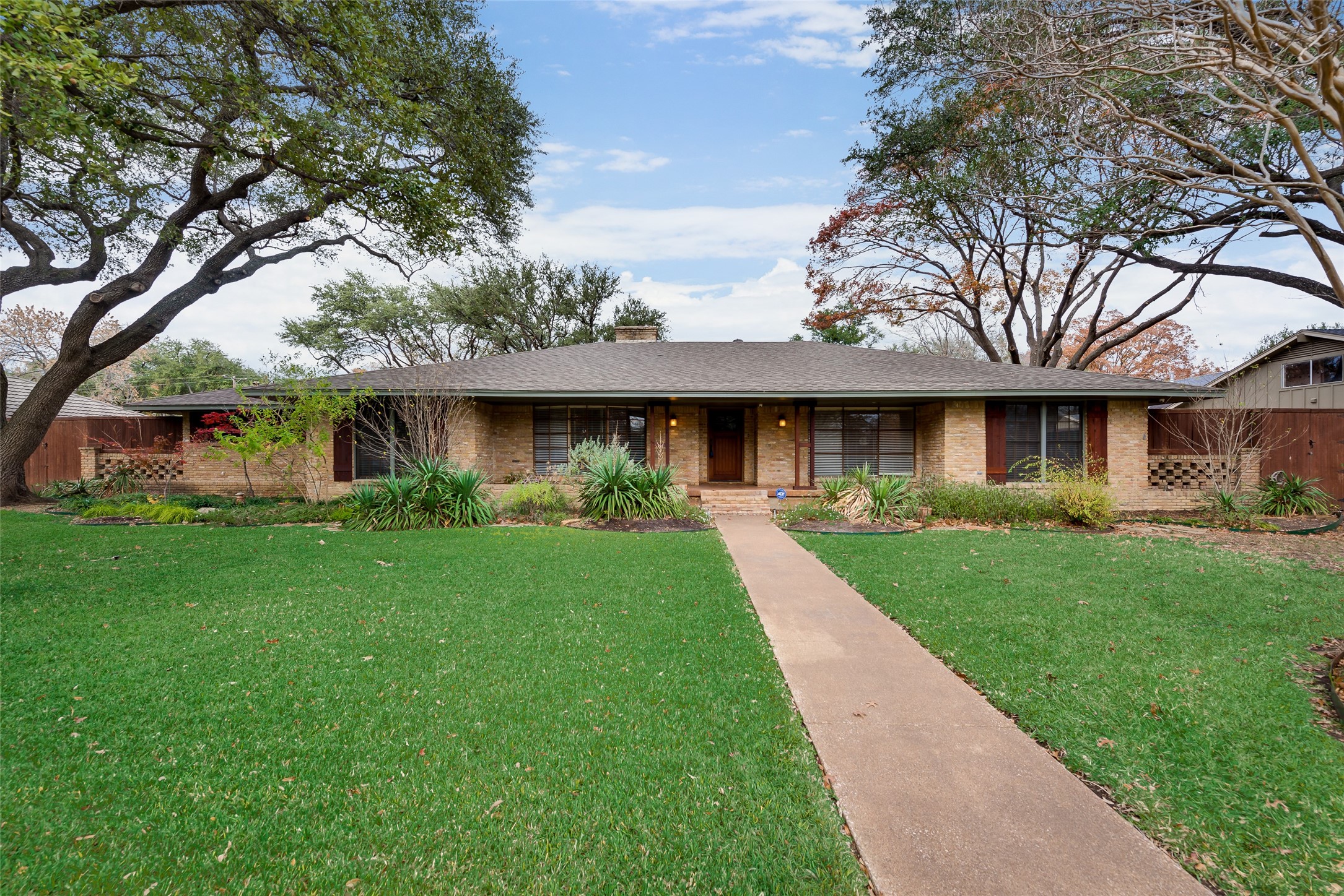 7351 Paldao Drive Dallas TX 75240