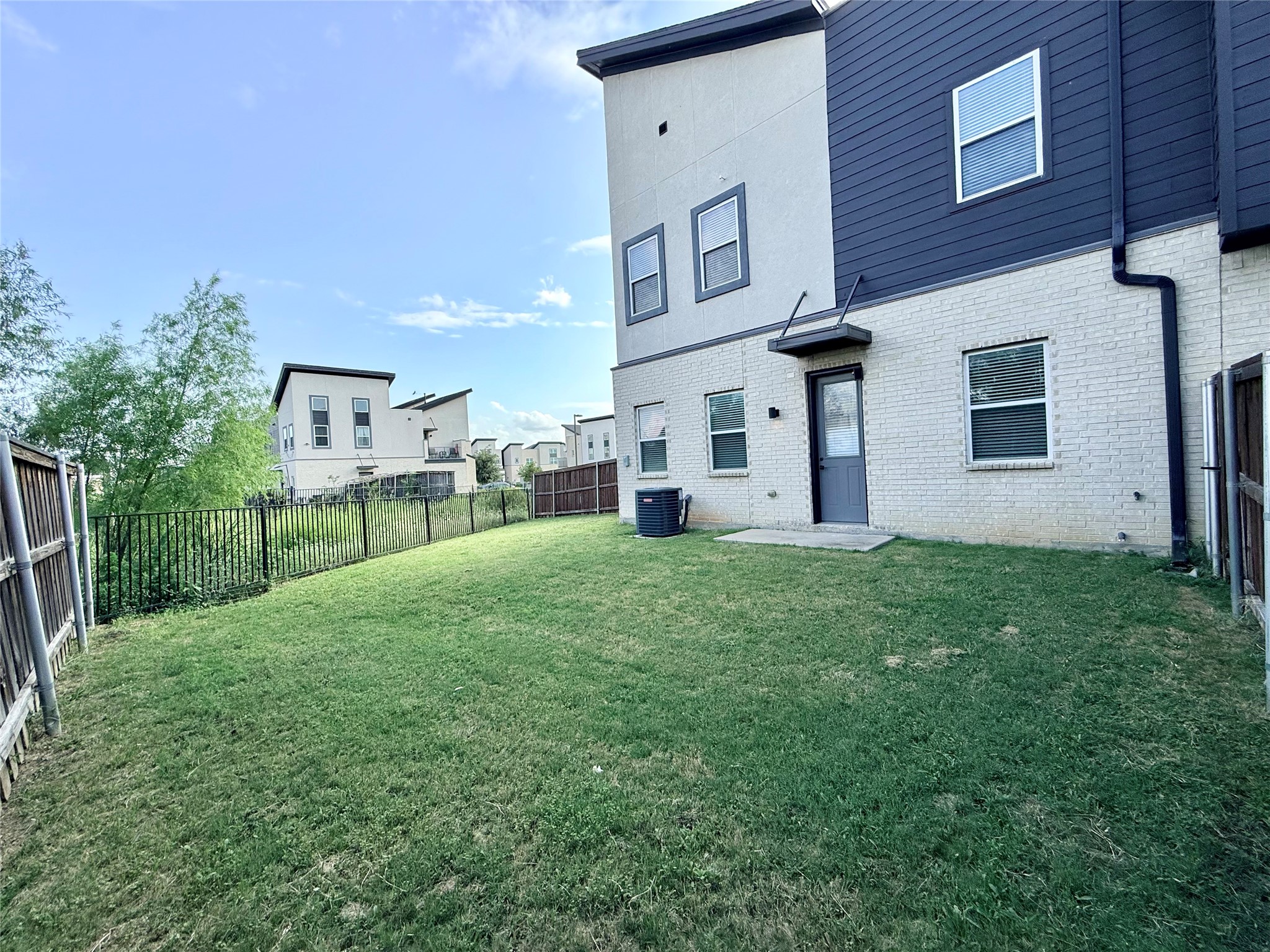 1936 Bethlehem Street Irving TX 75061