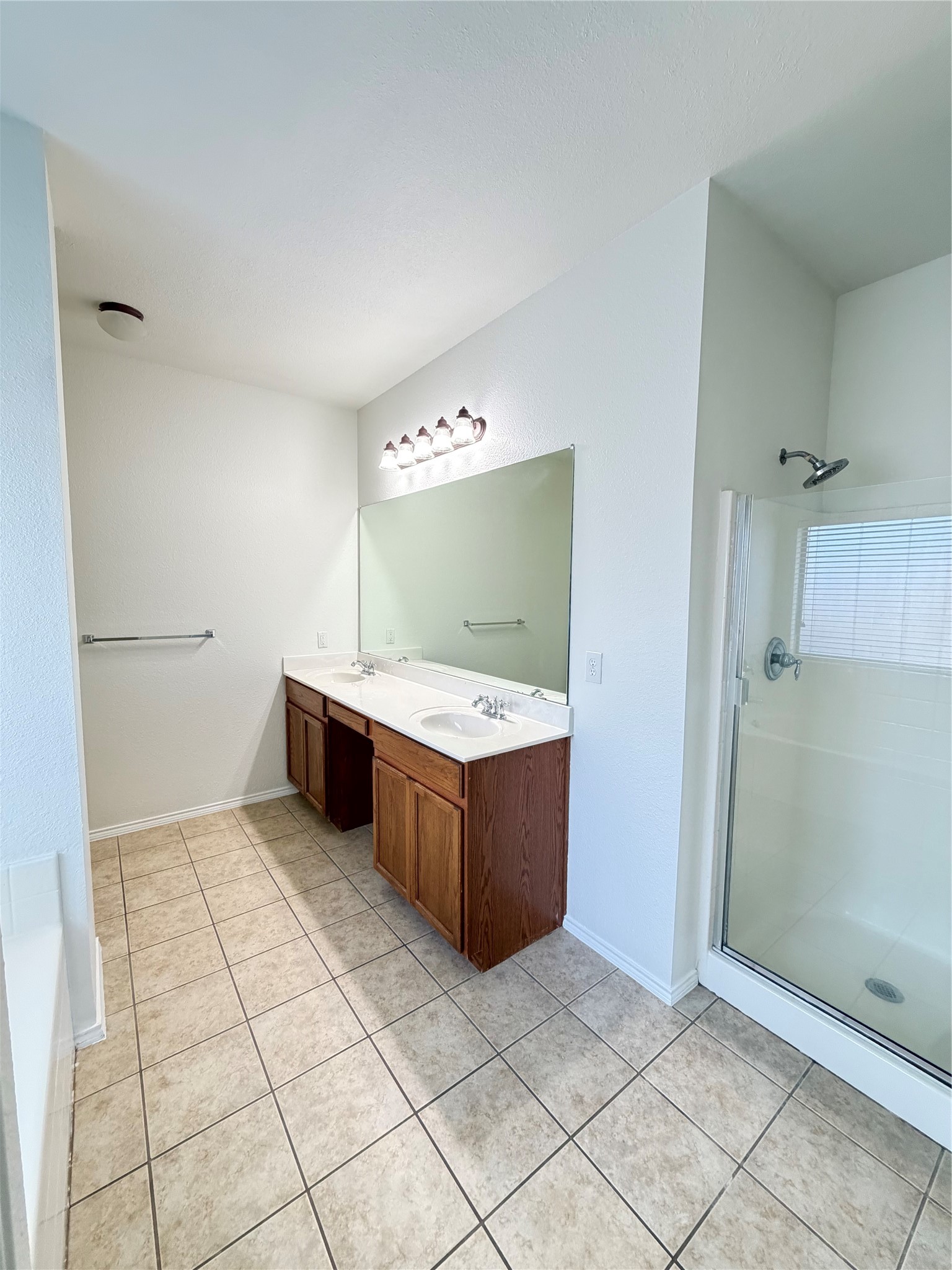 994 Brook Hill Lane Fort Worth TX 76244