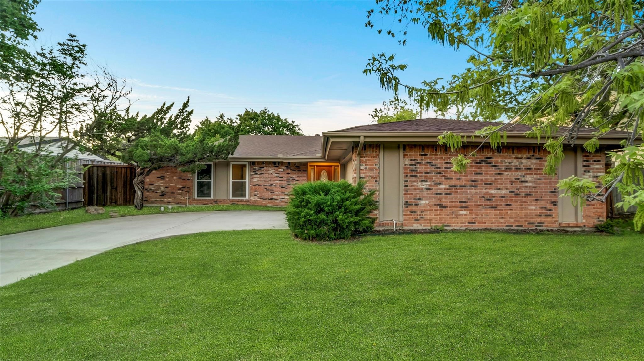 908 Firestone Lane Richardson TX 75080