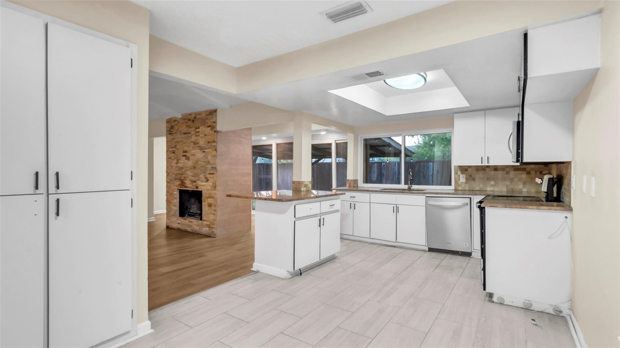 908 Firestone Lane Richardson TX 75080