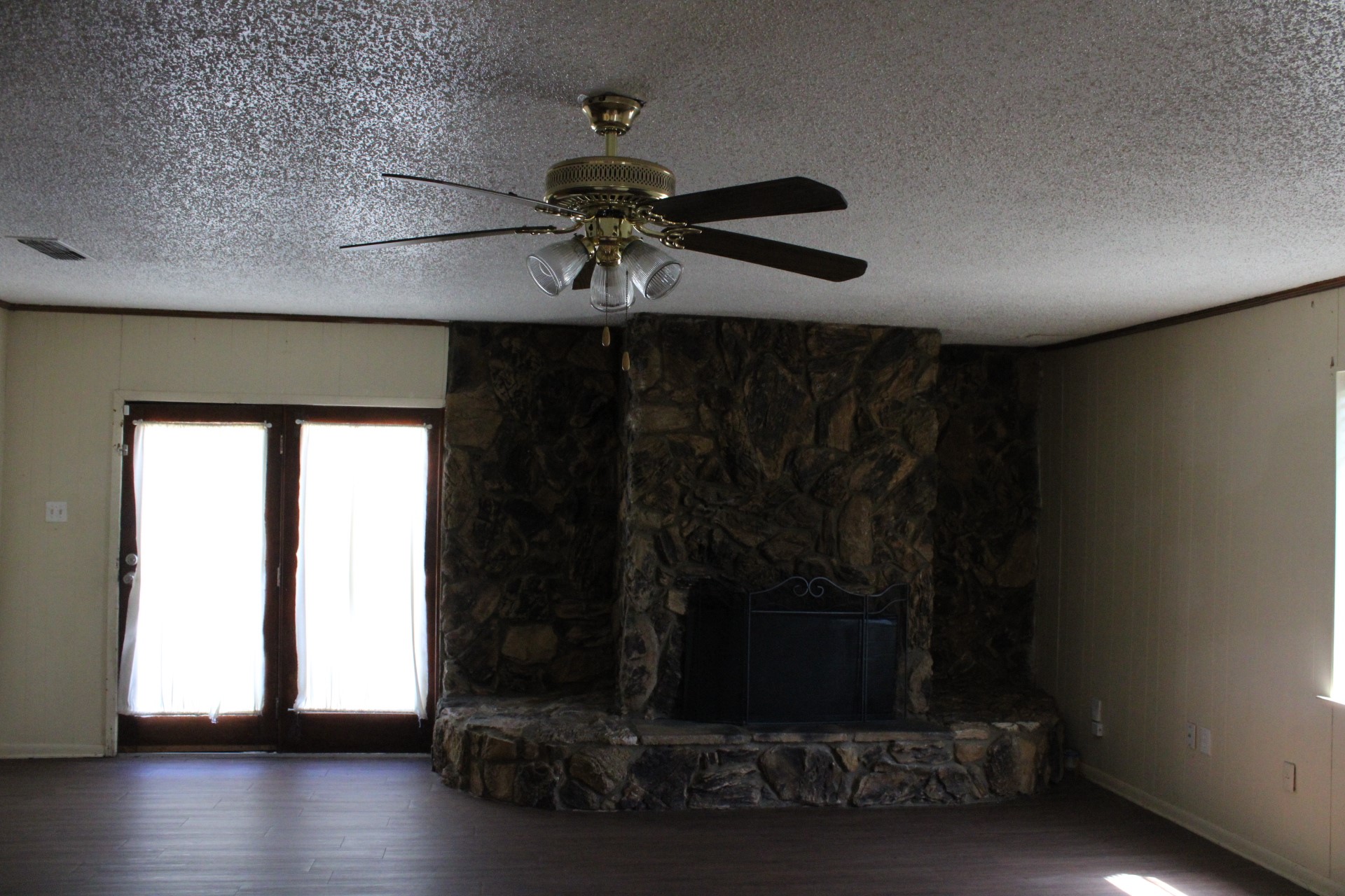 110 E Vanston Lane Crandall TX 75114
