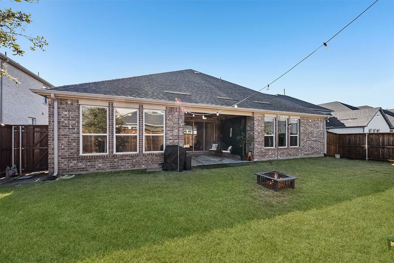 2004 Huntersridge Drive Celina TX 75009