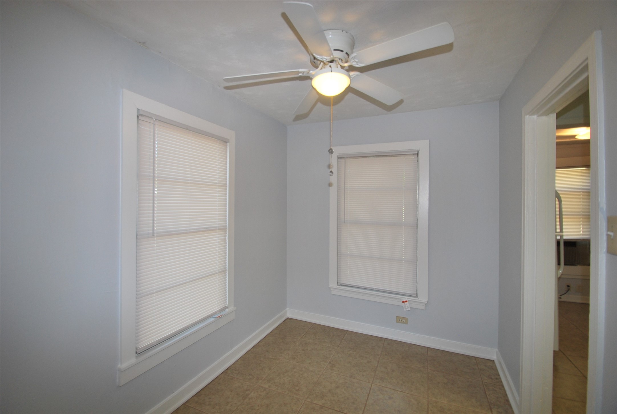6918 Lockheed Avenue Dallas TX 75209