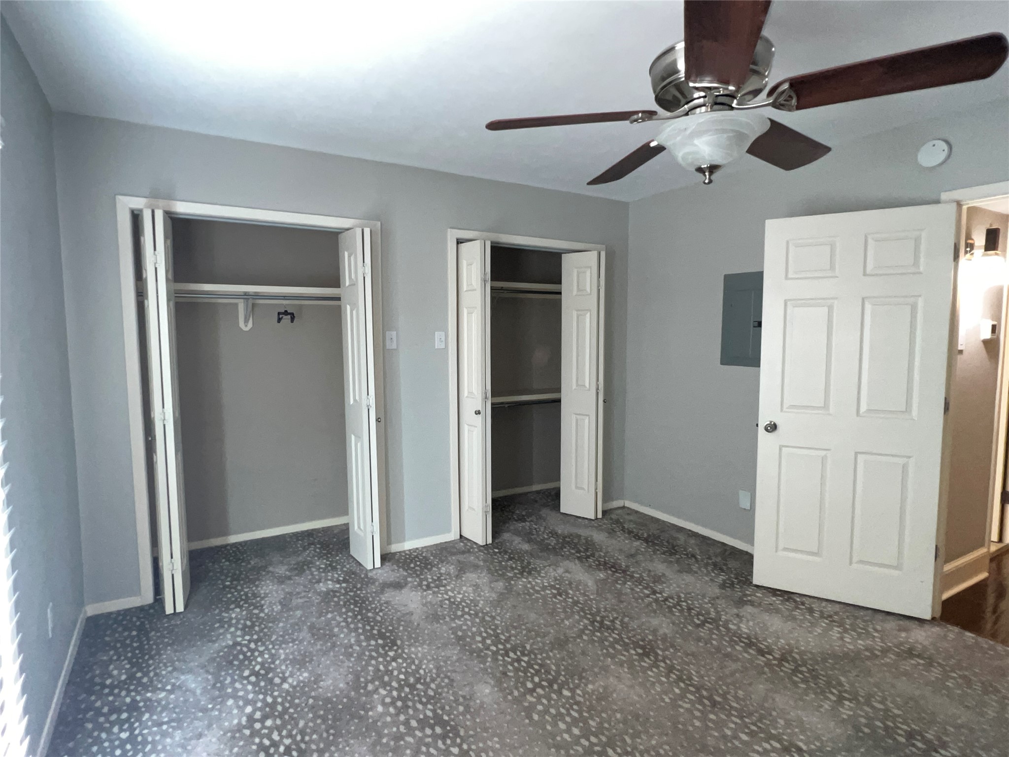 7734 Meadow Road Dallas TX 75230