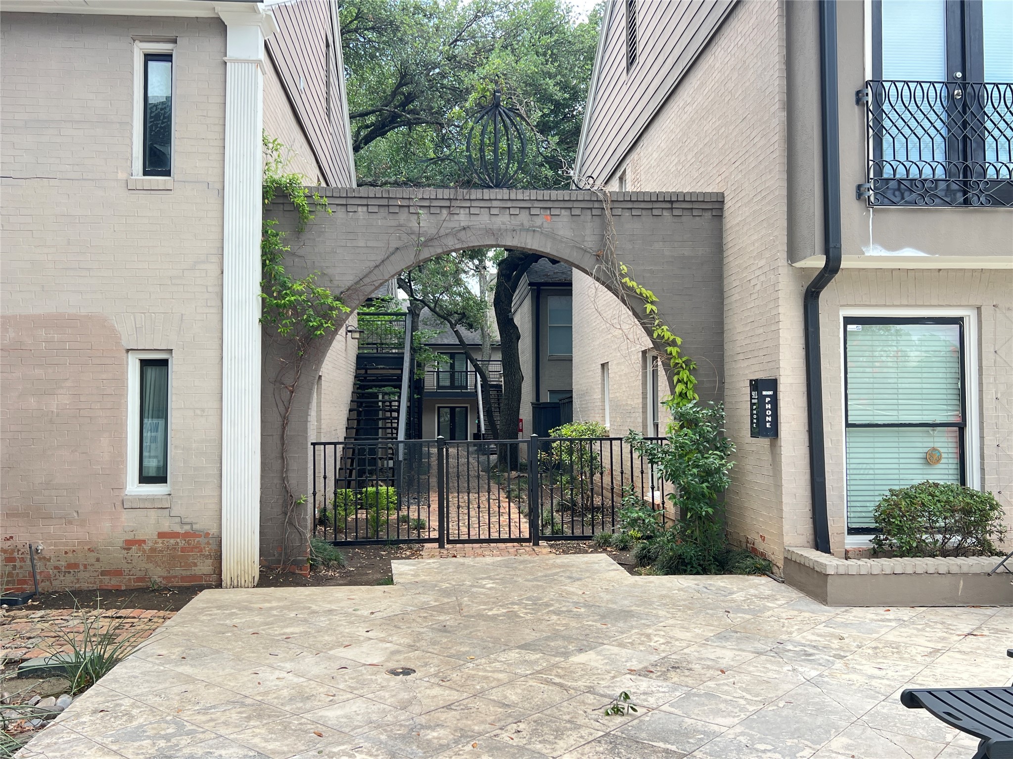 7734 Meadow Road Dallas TX 75230