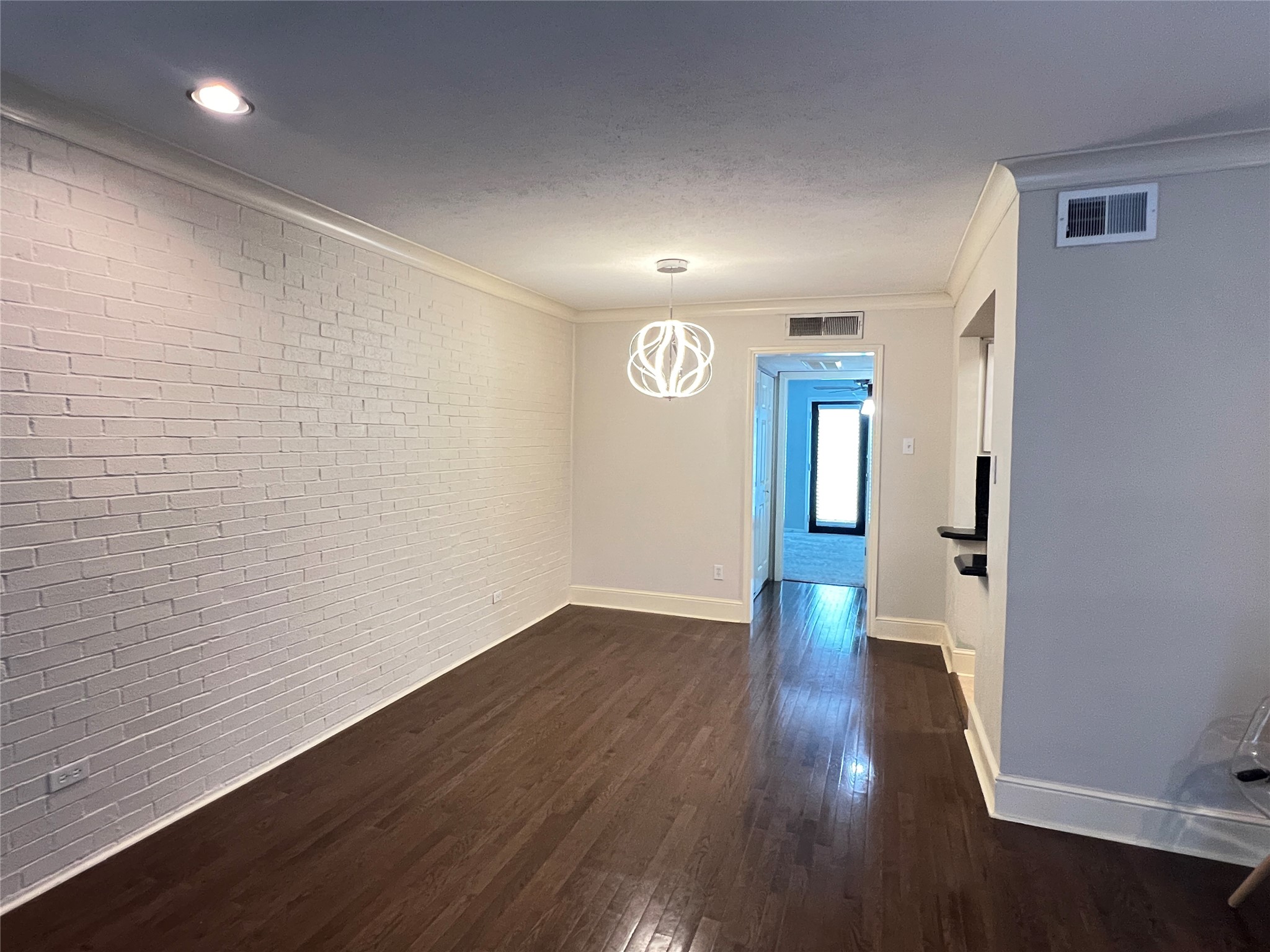 7734 Meadow Road Dallas TX 75230