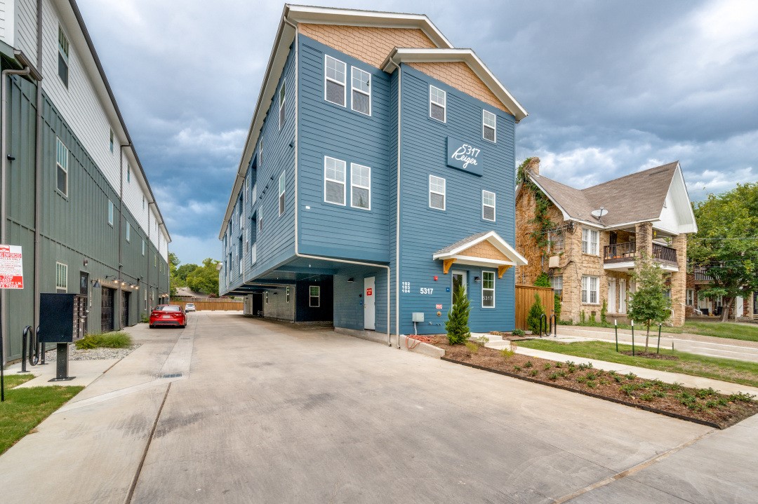 5317 Reiger Avenue Dallas TX 75214
