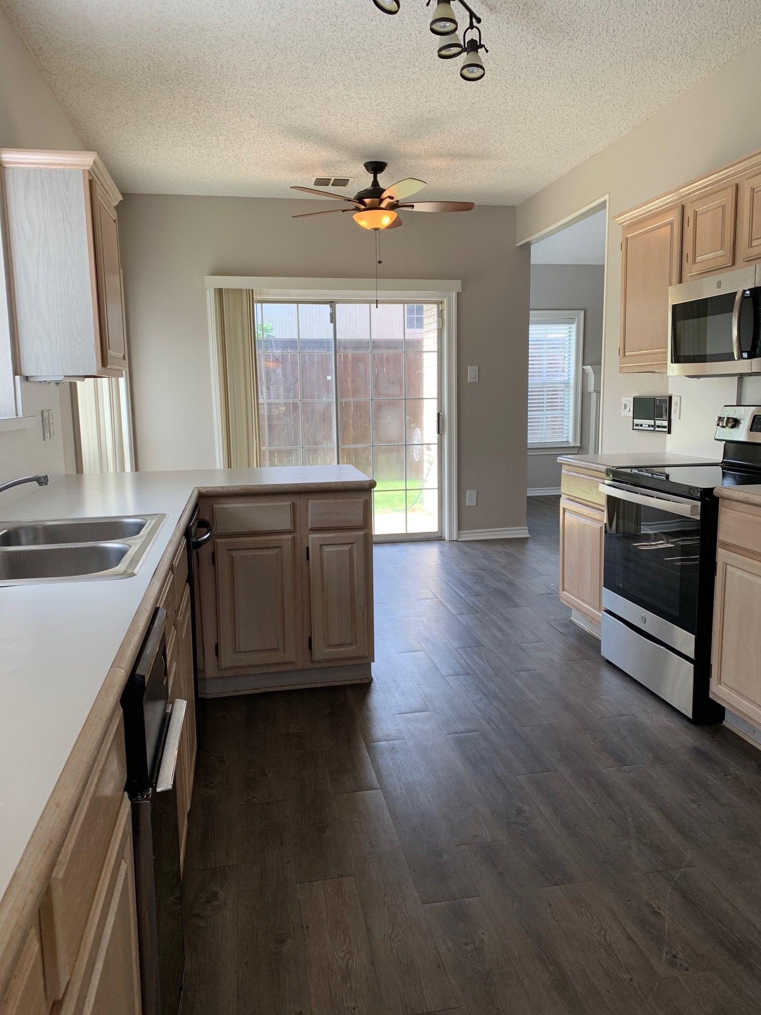 4308 N Capistrano Drive Dallas TX 75287