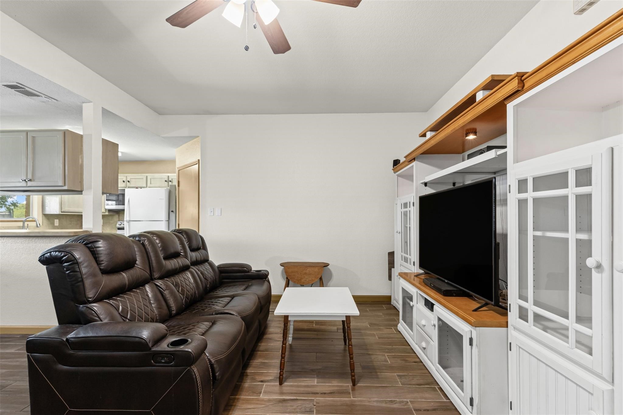 1107 Lynnwood Court Cleburne TX 76033