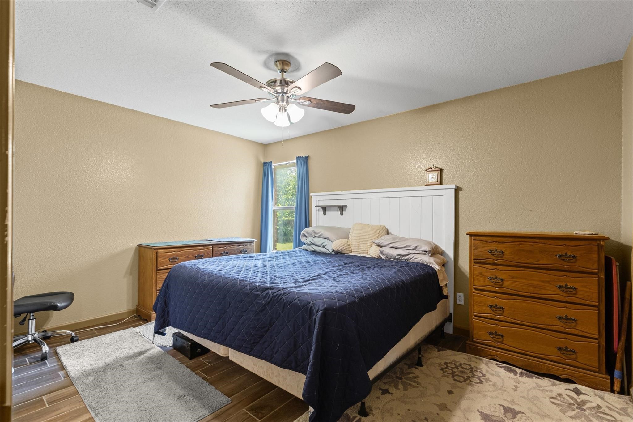 1107 Lynnwood Court Cleburne TX 76033