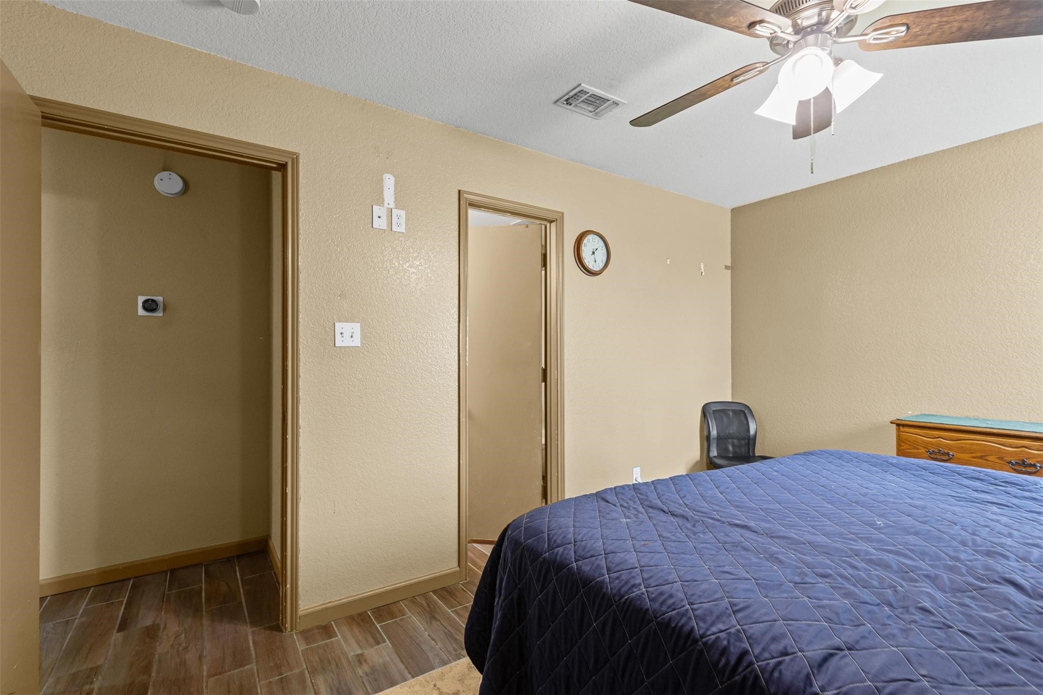 1107 Lynnwood Court Cleburne TX 76033