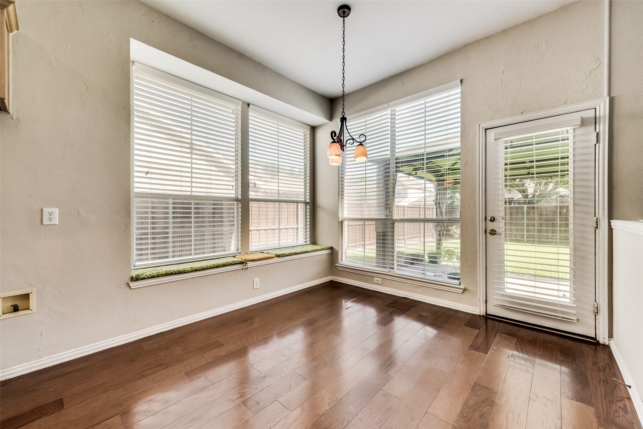 3908 Clifton Drive Richardson TX 75082