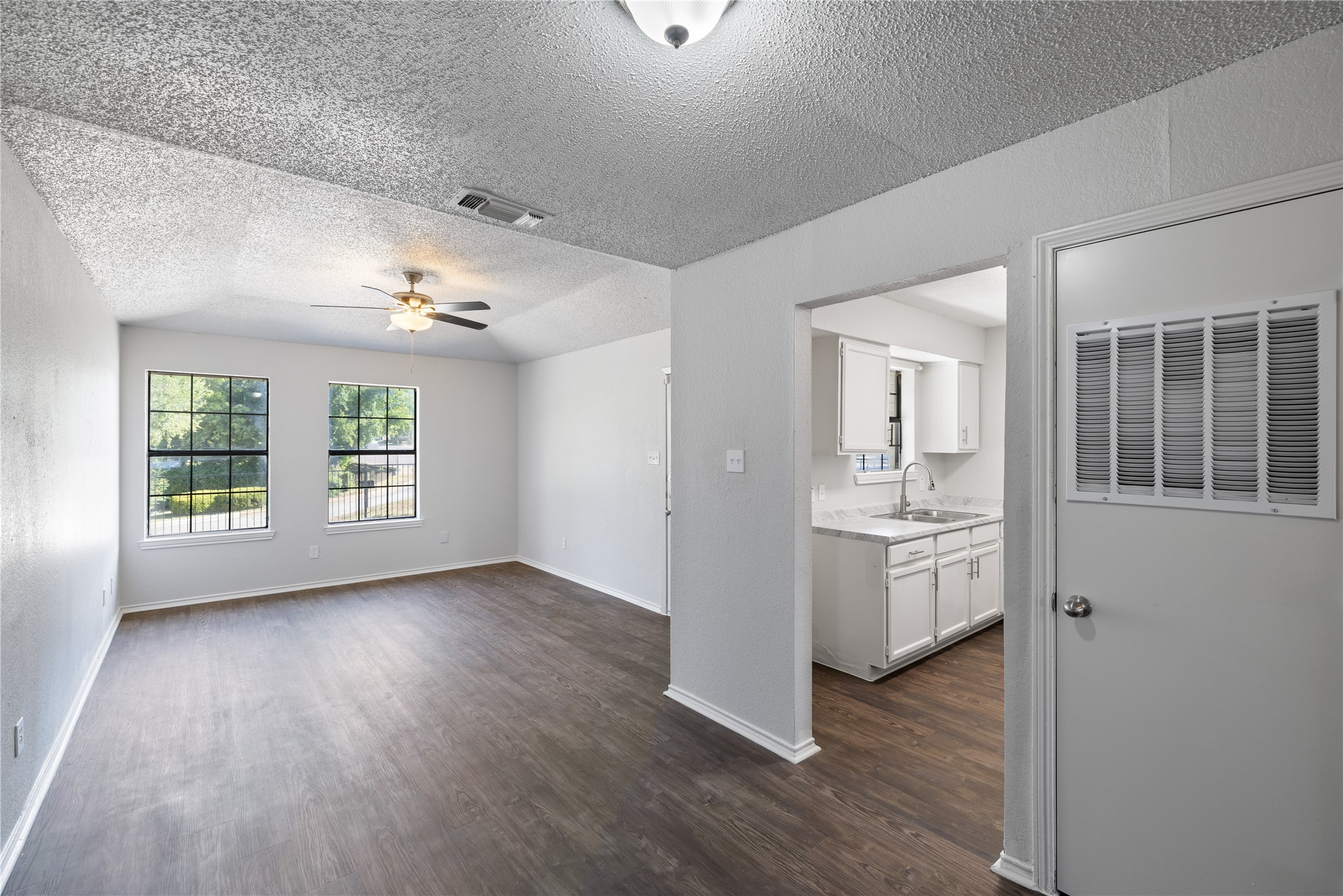 2540 Avenue H Fort Worth TX 76105