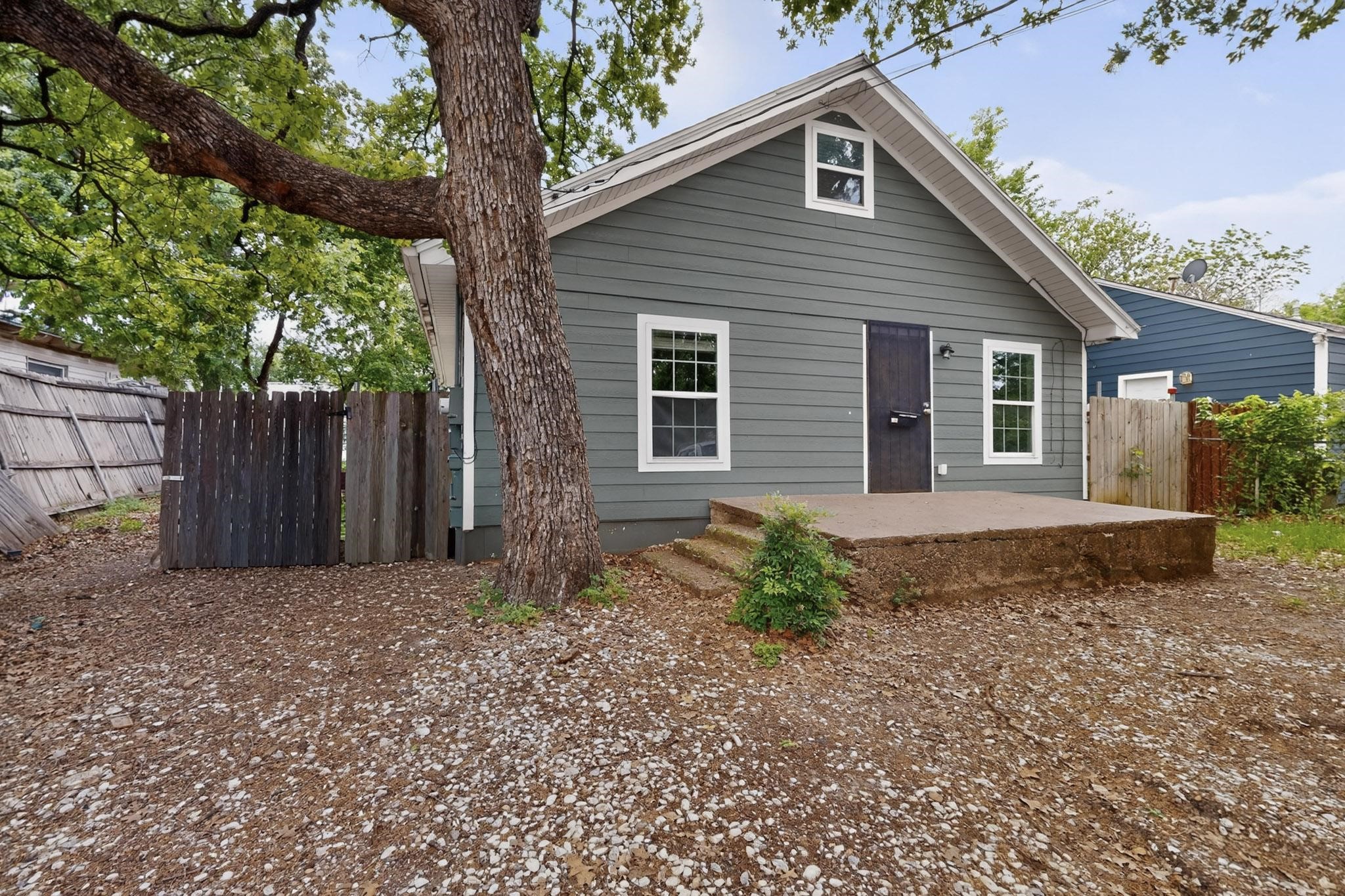 1210 Grant Street Dallas TX 75203