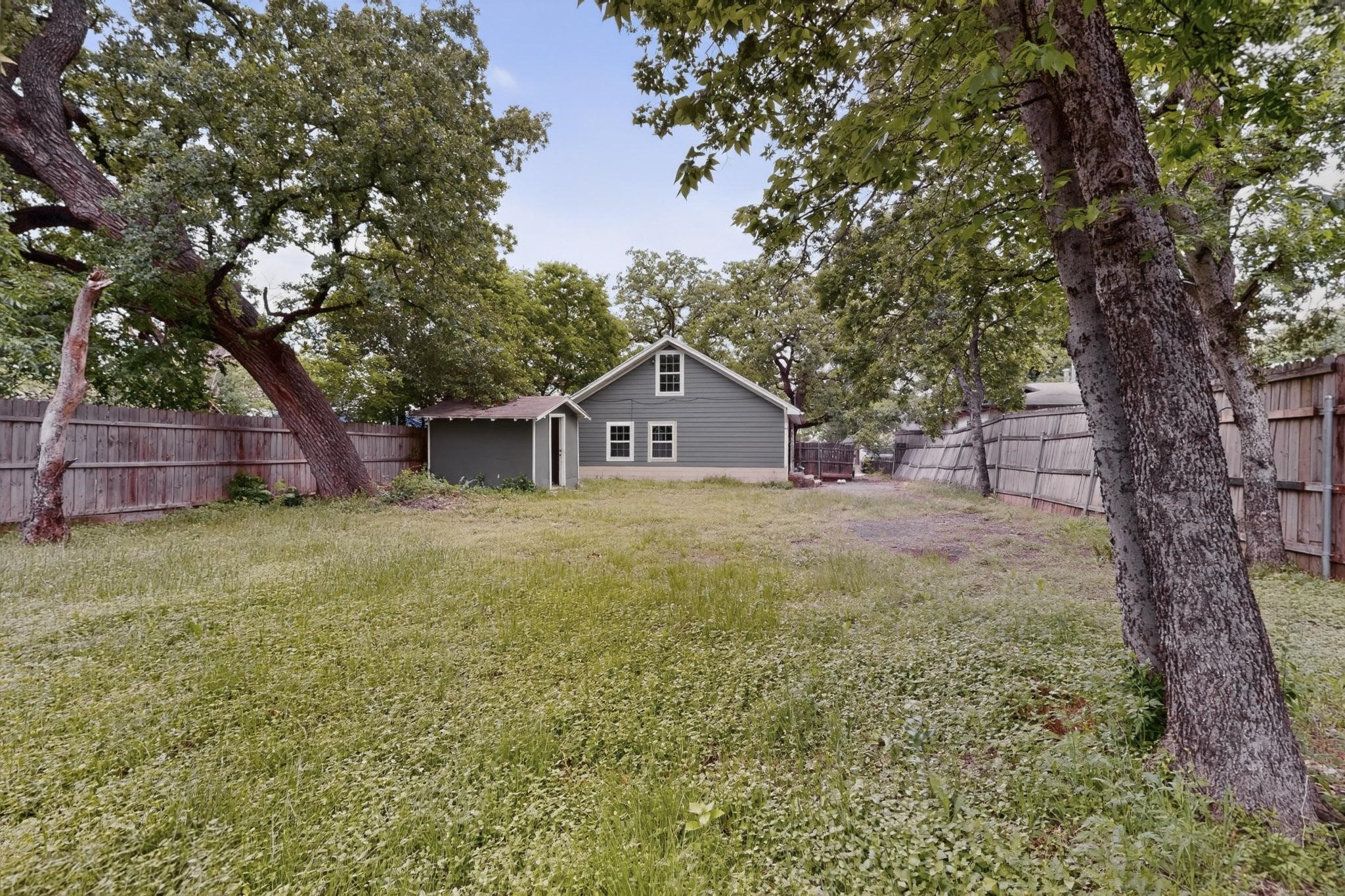 1210 Grant Street Dallas TX 75203