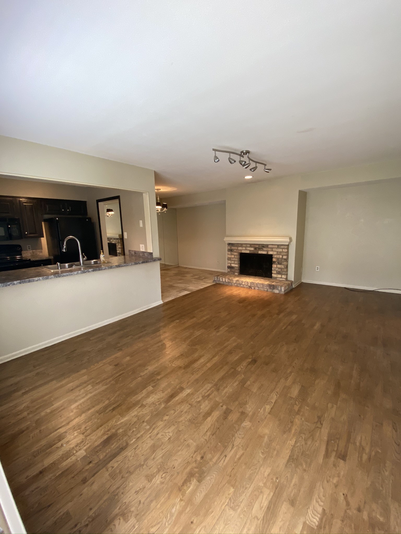4049 Herschel Avenue Dallas TX 75219