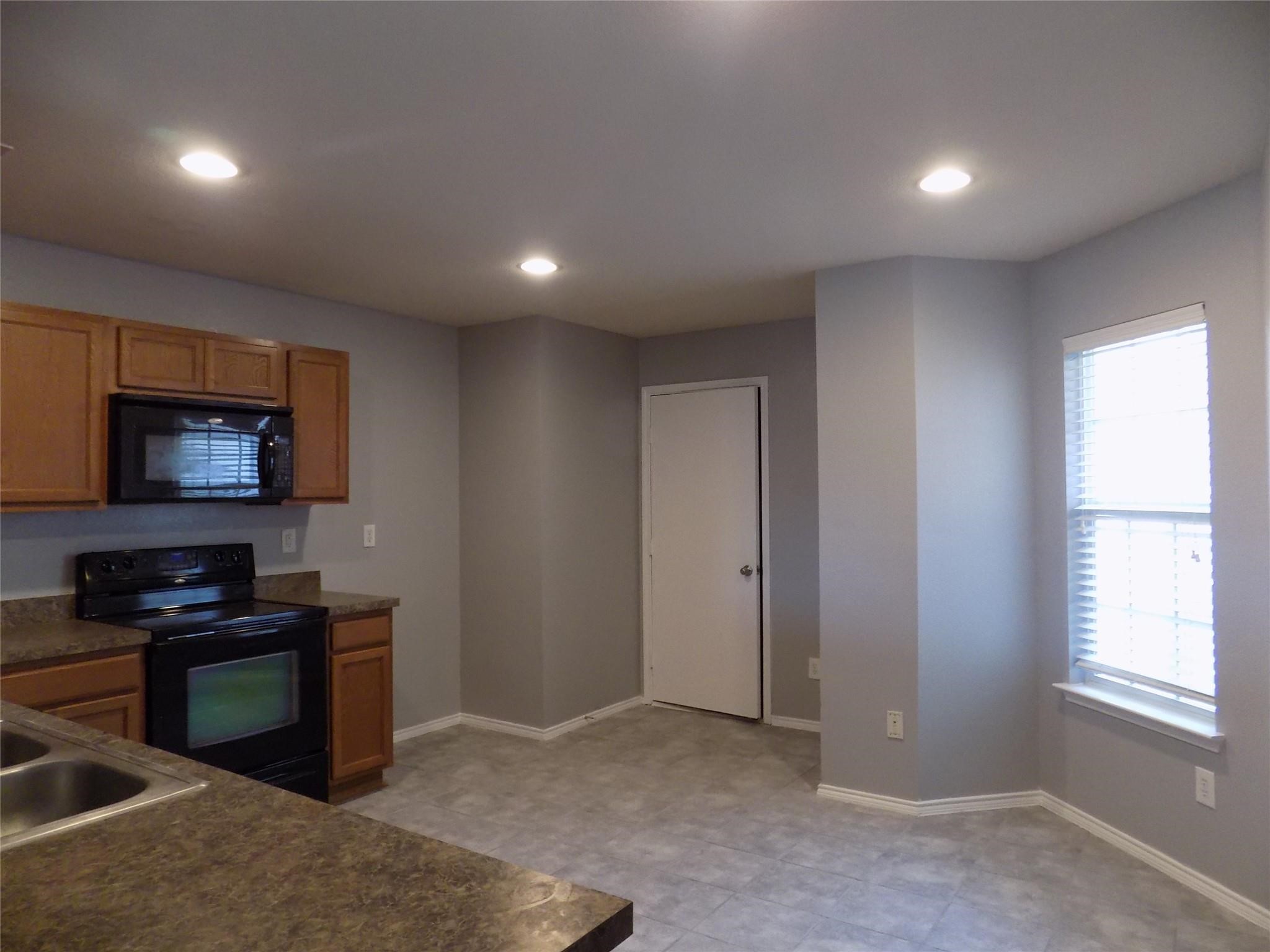 16905 Thorntree Court Fort Worth TX 76247
