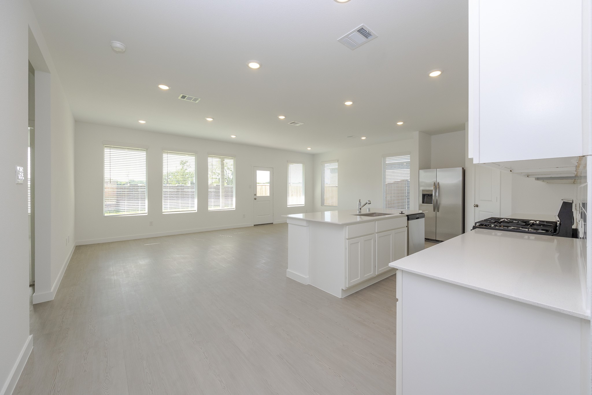 2220 Pommel Lane Aubrey TX 76227