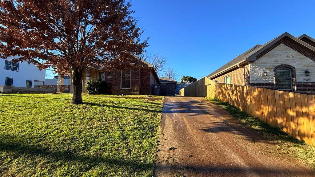 1511 Doyle Avenue Dallas TX 75203