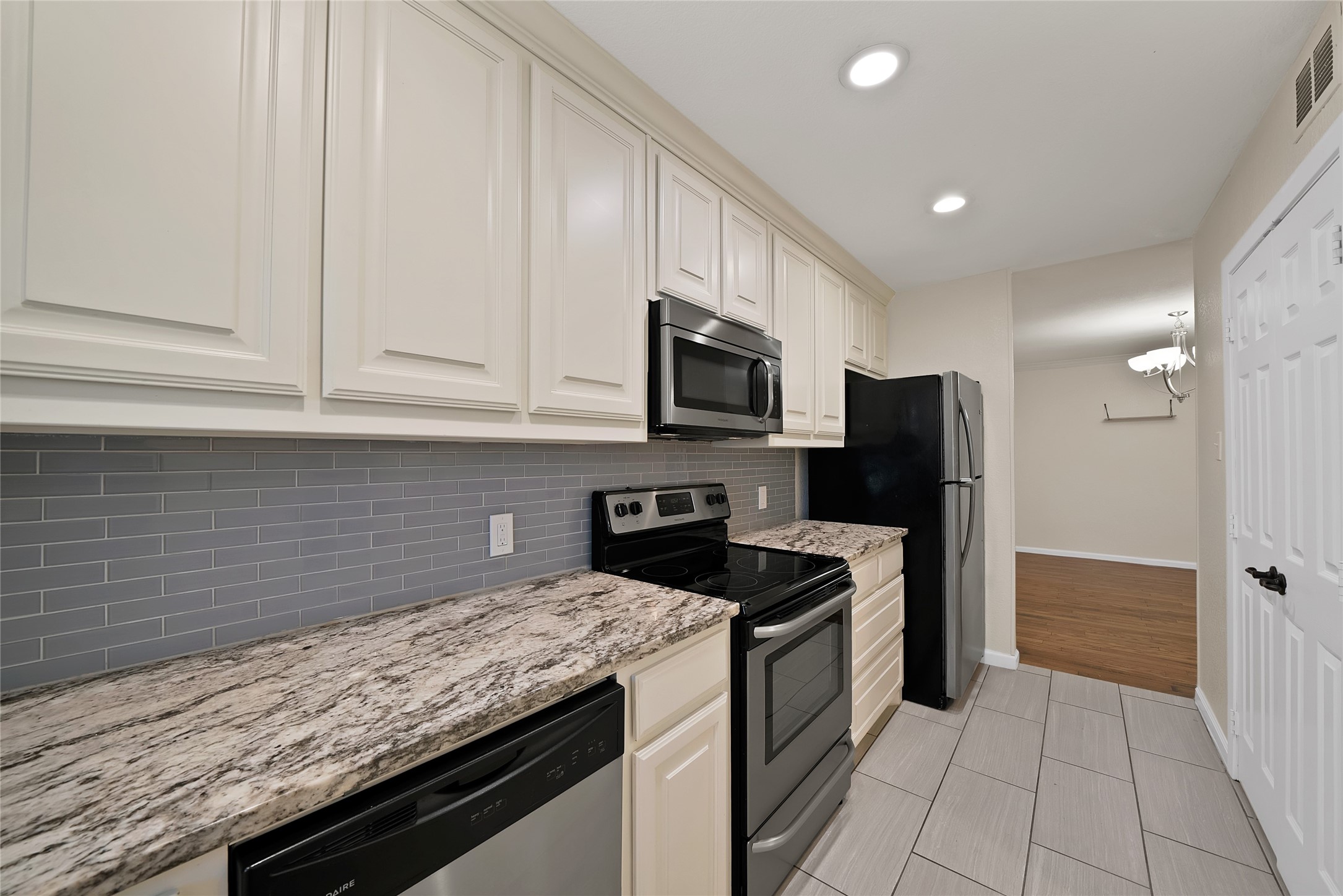 2303 Park Hill Drive Fort Worth TX 76110