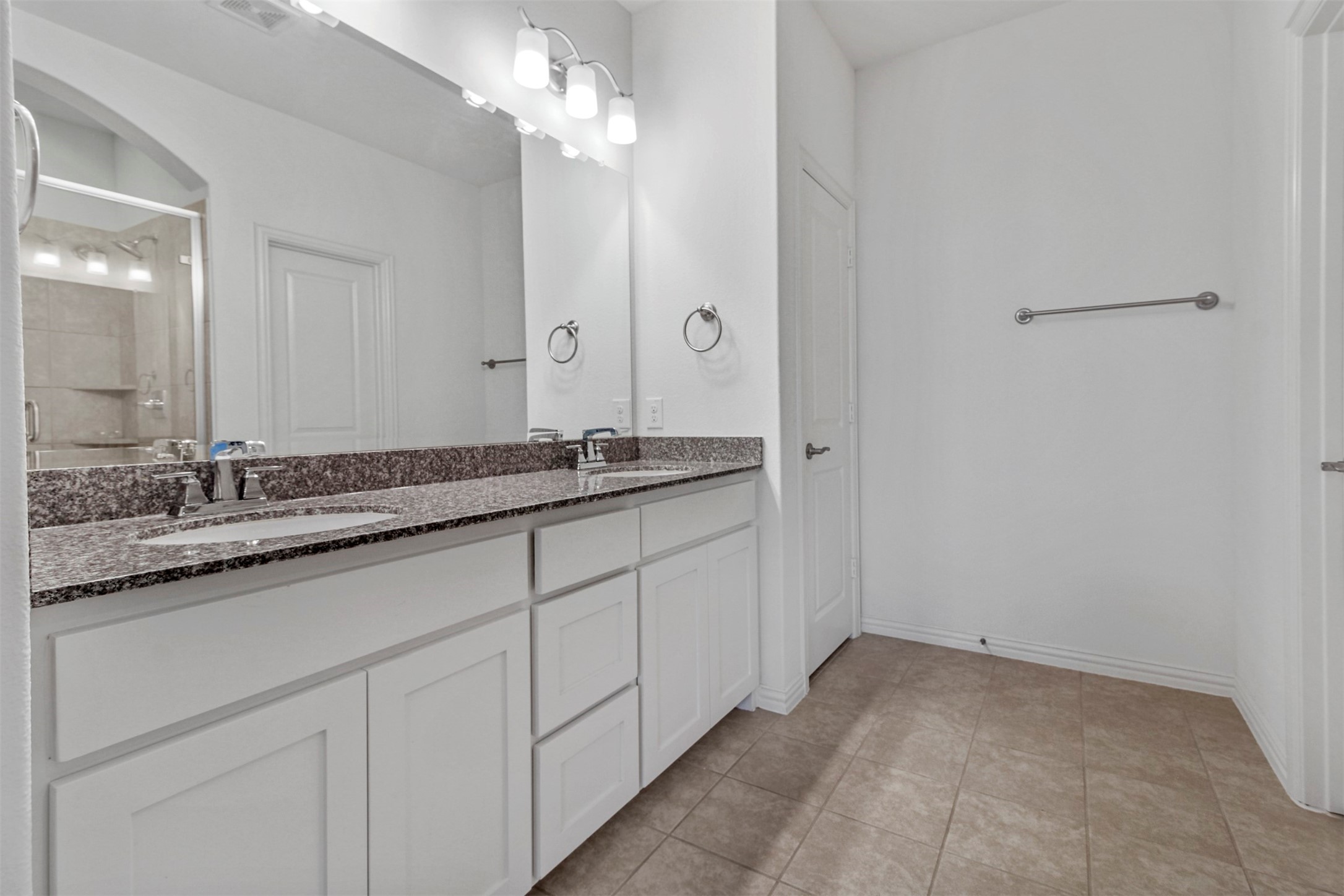 5208 Mcpherson Lane Mckinney TX 75070