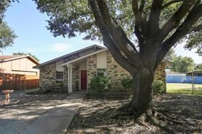 2614 Branch Oaks Drive Garland TX 75043