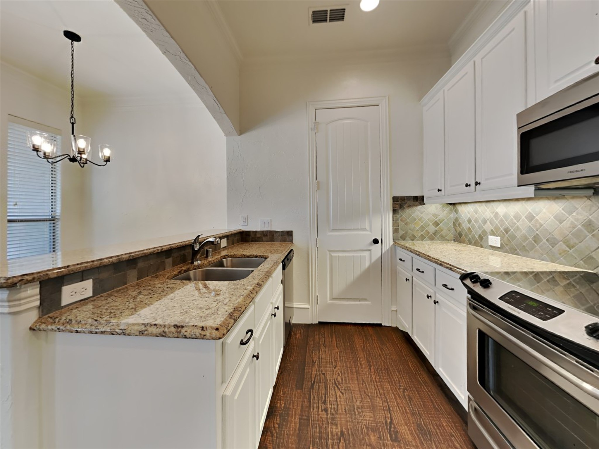 1537 Sienna Court Dallas TX 75204