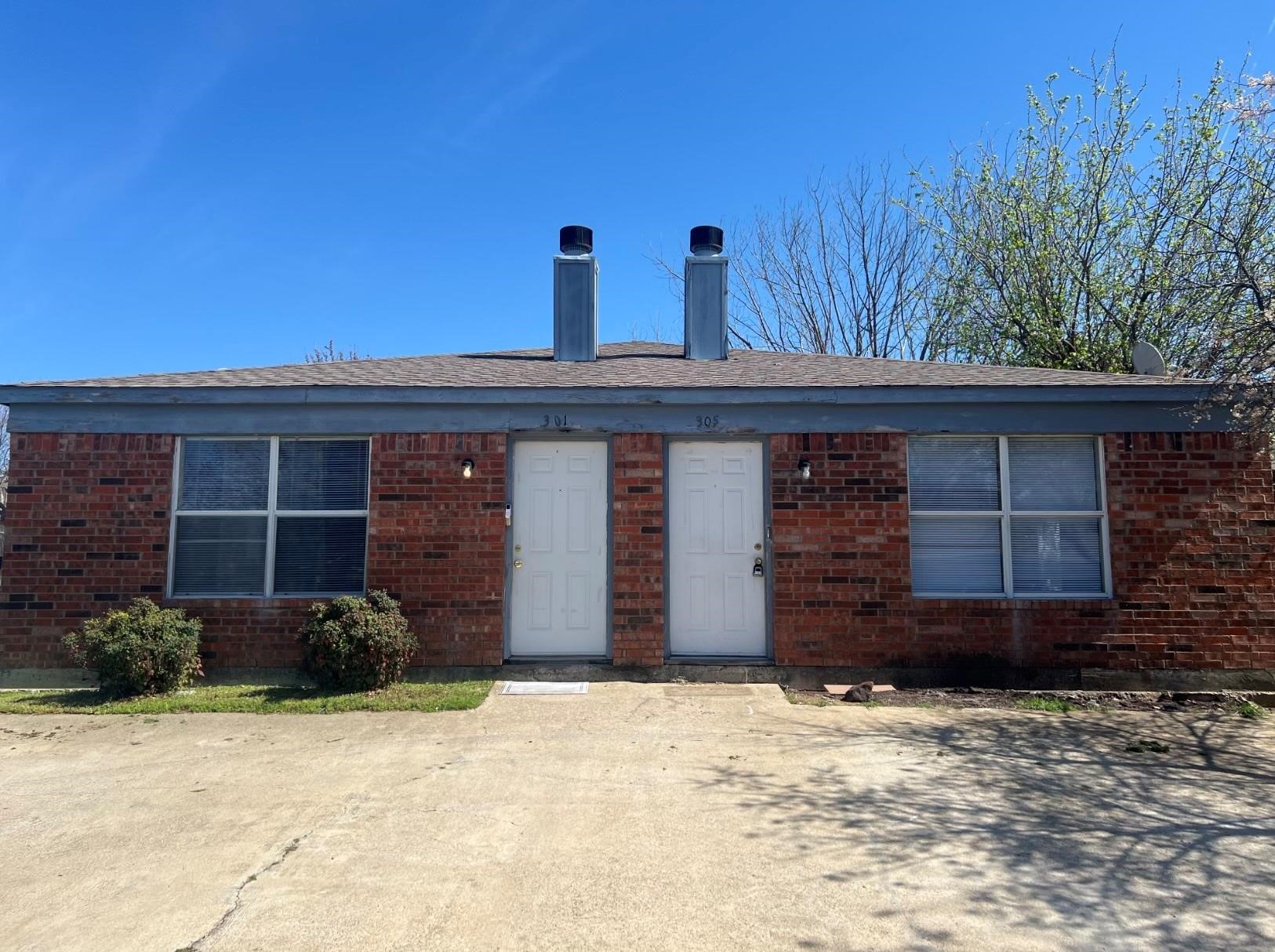 305 Casie Court Denton TX 76207