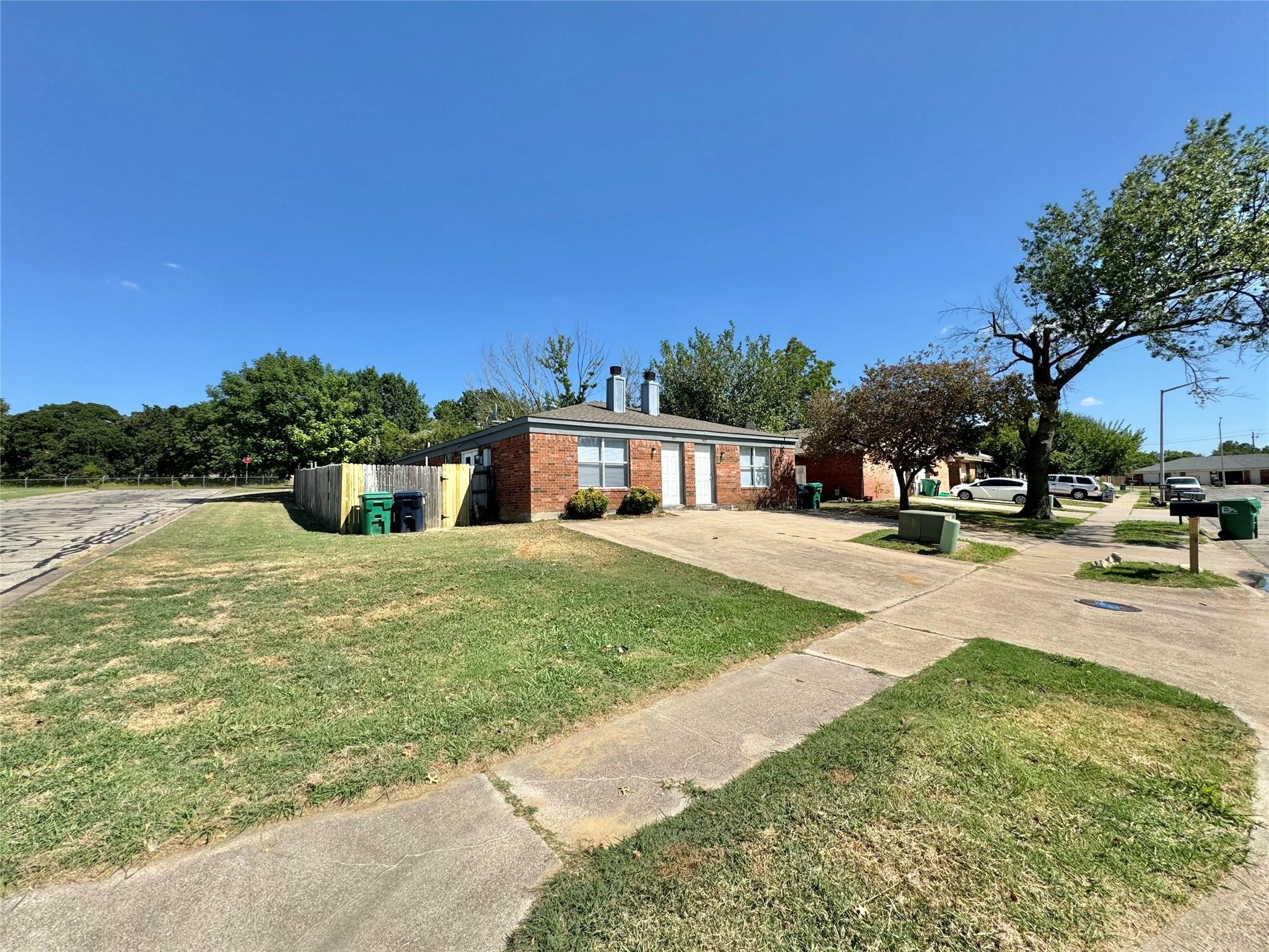 305 Casie Court Denton TX 76207