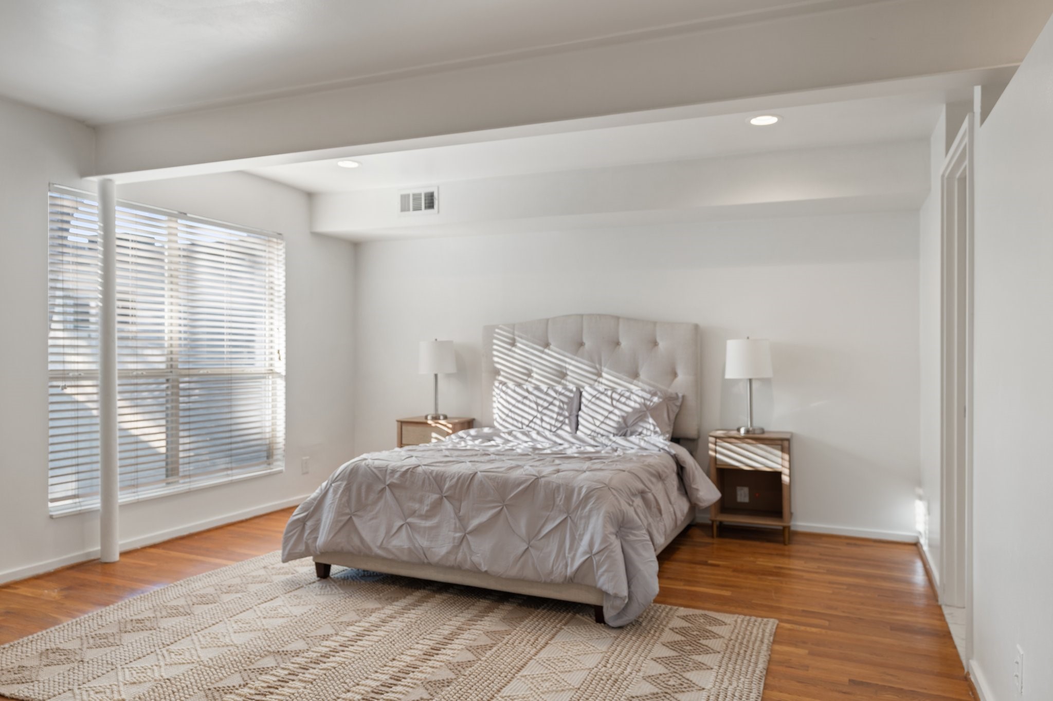 4122 Travis Street Dallas TX 75204
