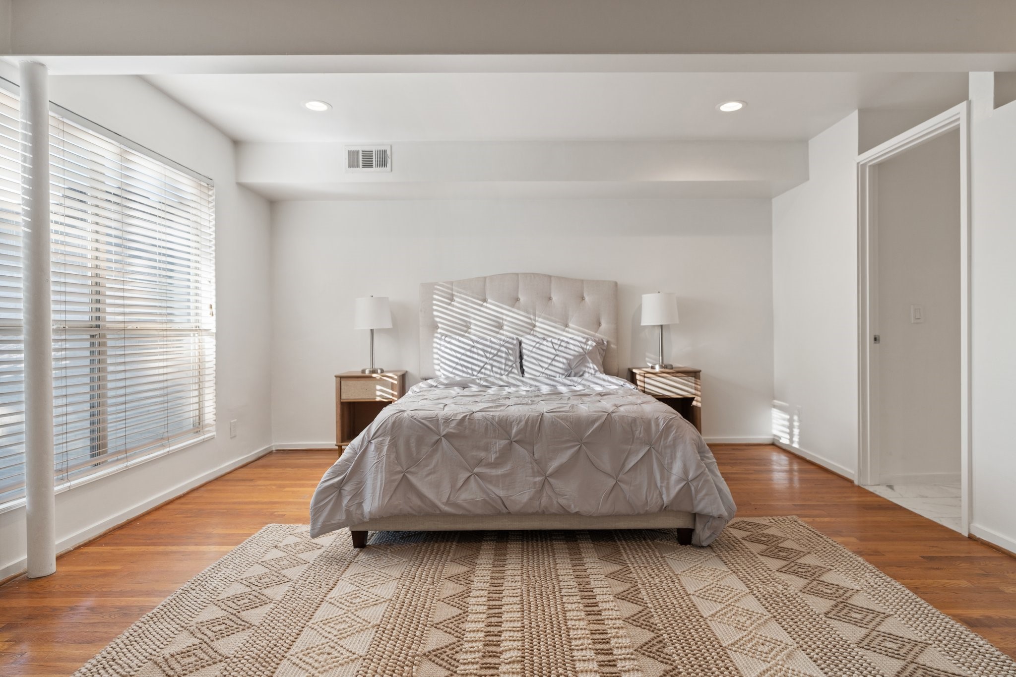 4122 Travis Street Dallas TX 75204