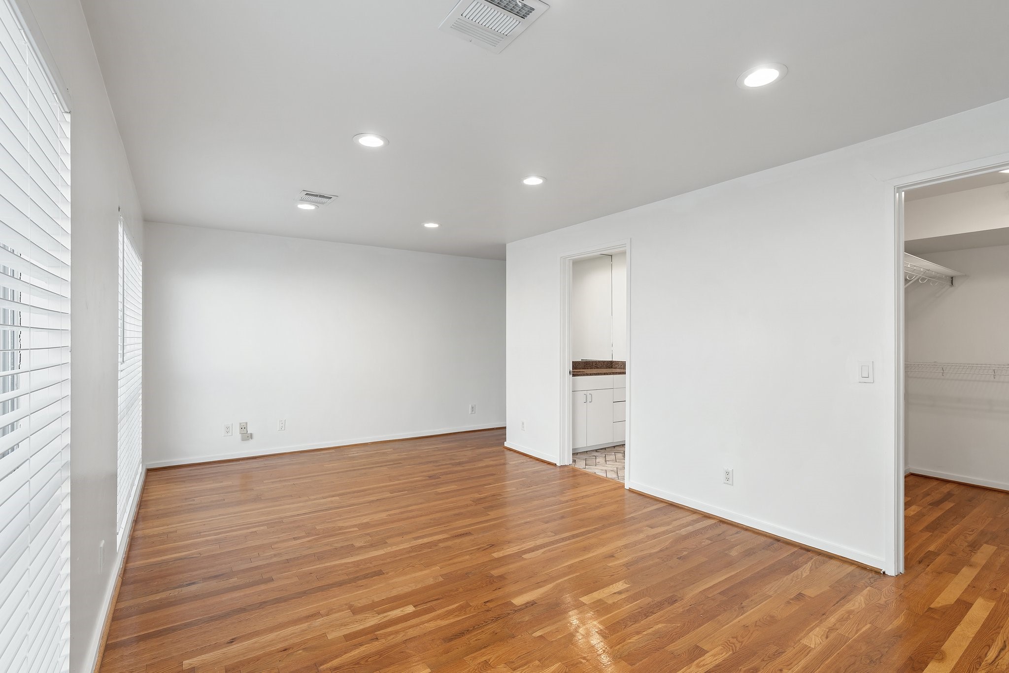 4122 Travis Street Dallas TX 75204