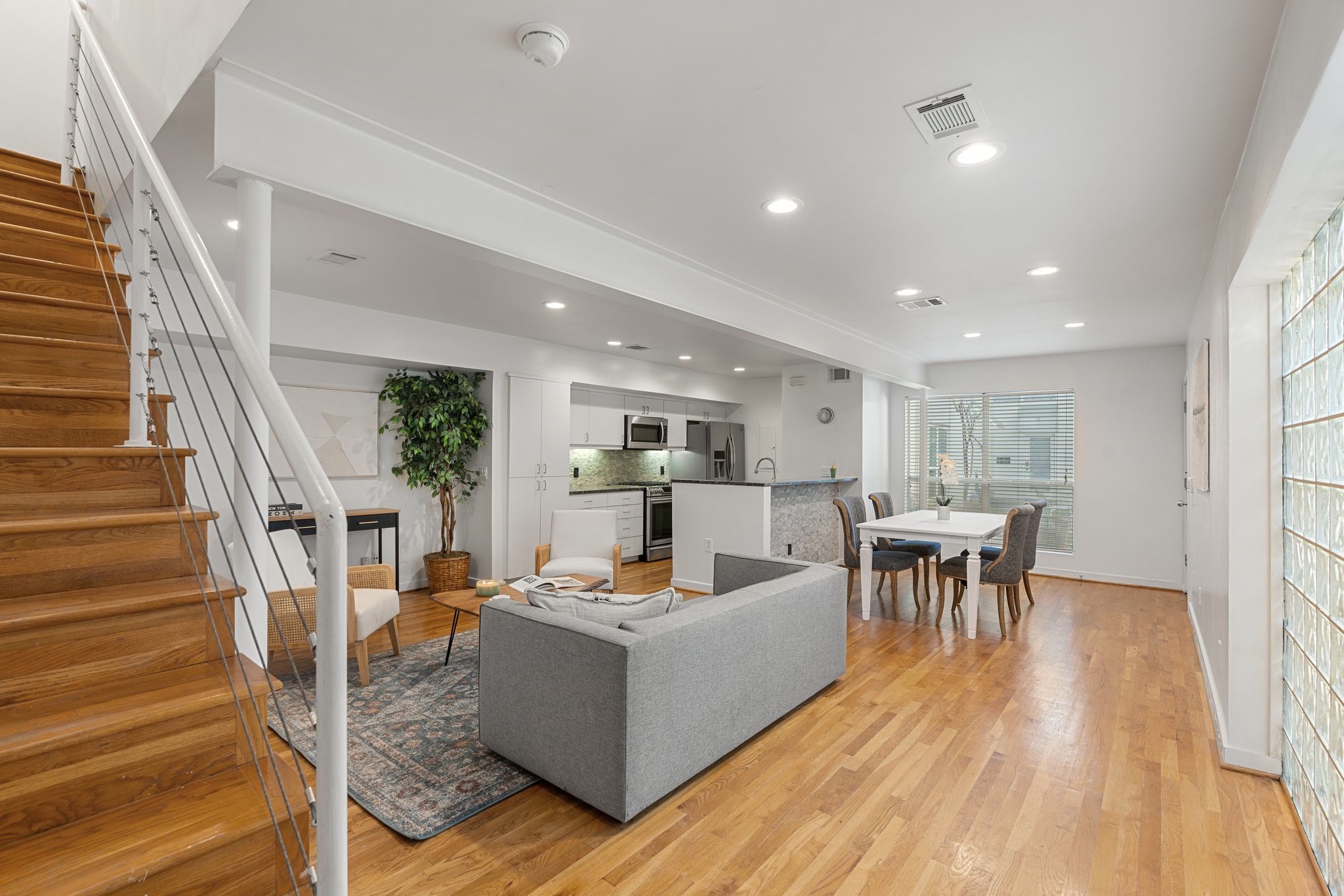 4122 Travis Street Dallas TX 75204