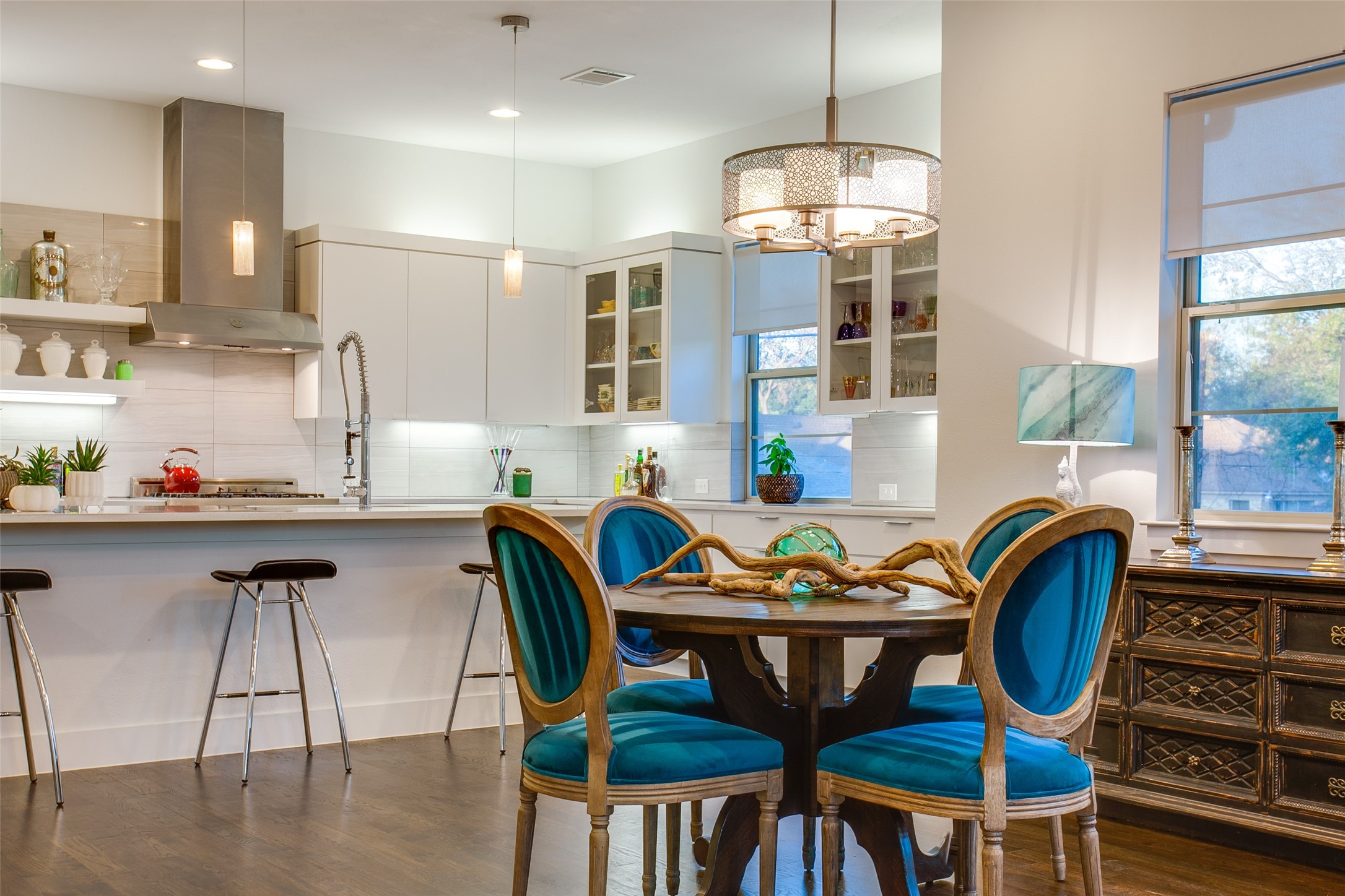 3823 Greenville Avenue Dallas TX 75206