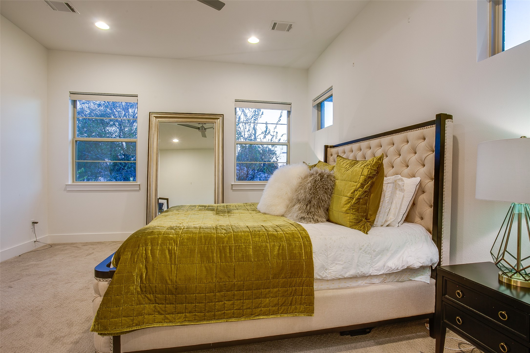 3823 Greenville Avenue Dallas TX 75206