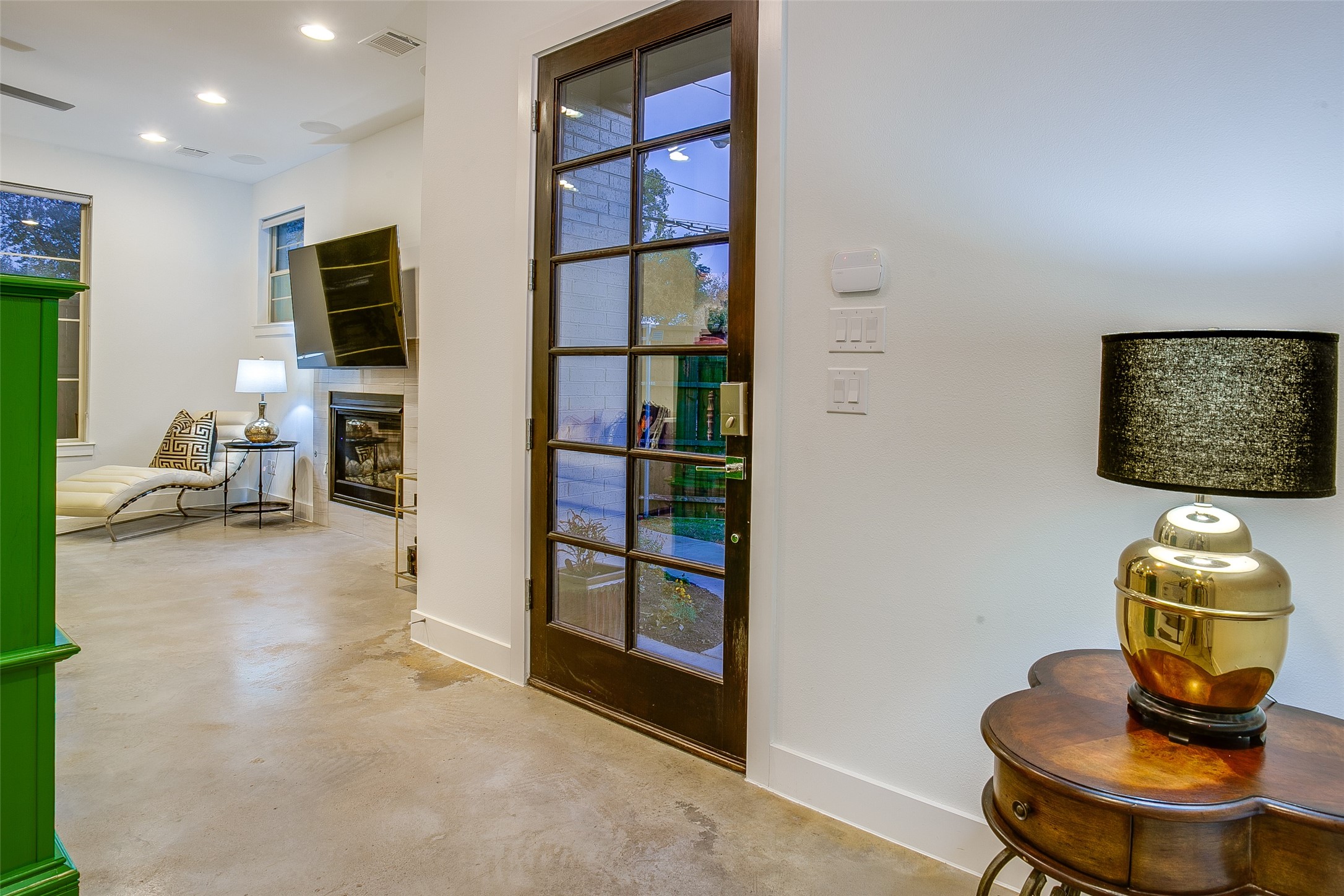 3823 Greenville Avenue Dallas TX 75206