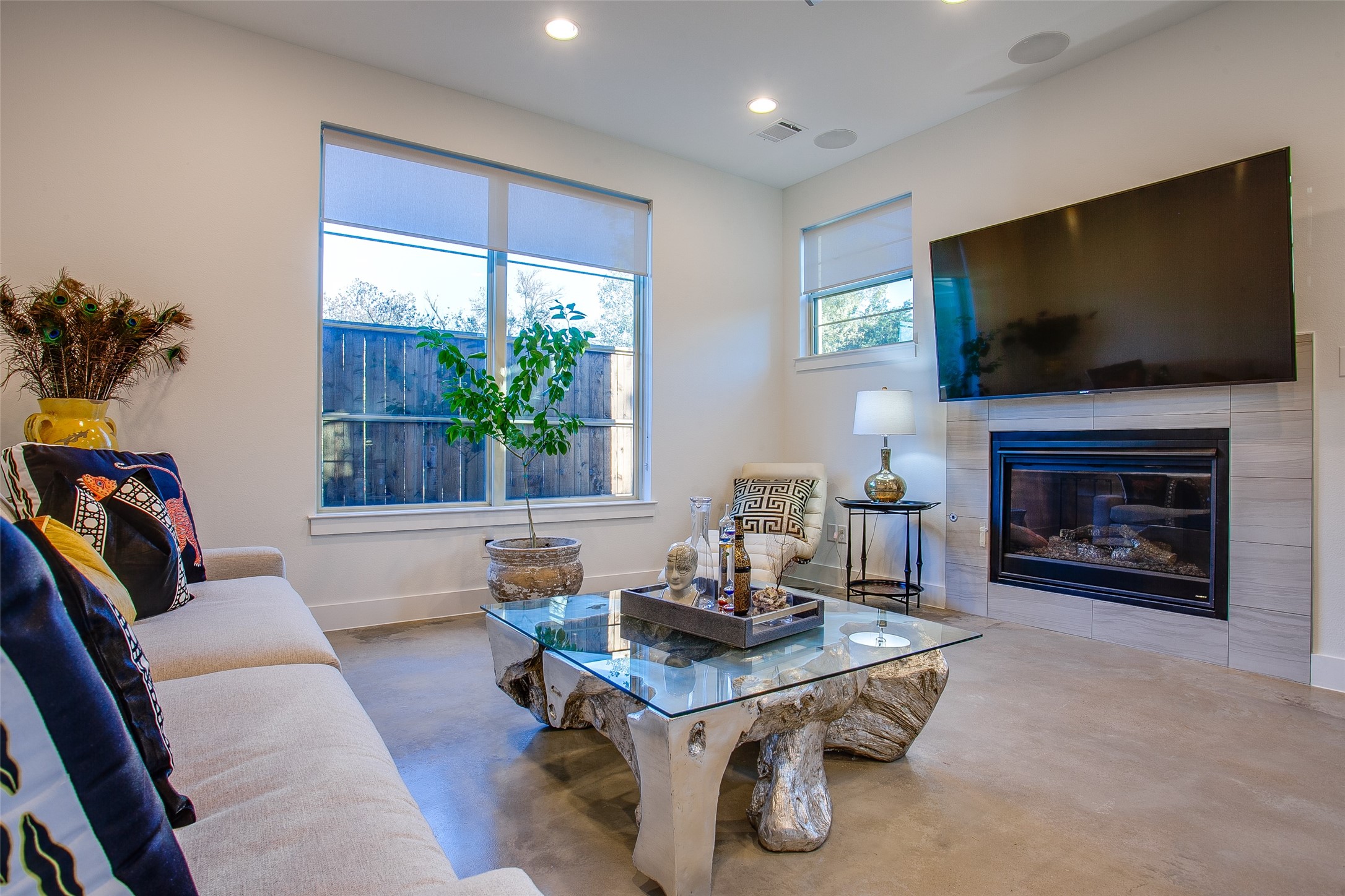 3823 Greenville Avenue Dallas TX 75206