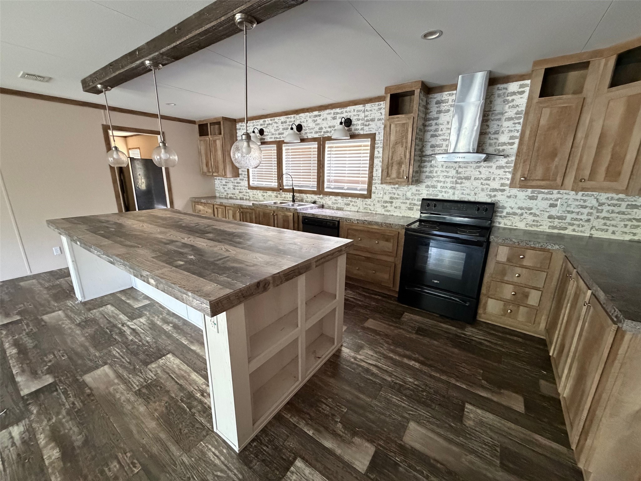 5609 Arkansas Trail Granbury TX 76048