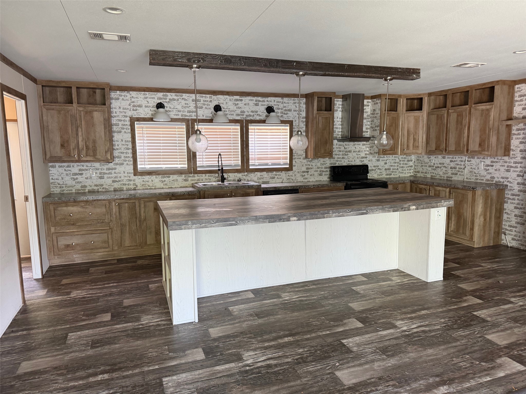5609 Arkansas Trail Granbury TX 76048