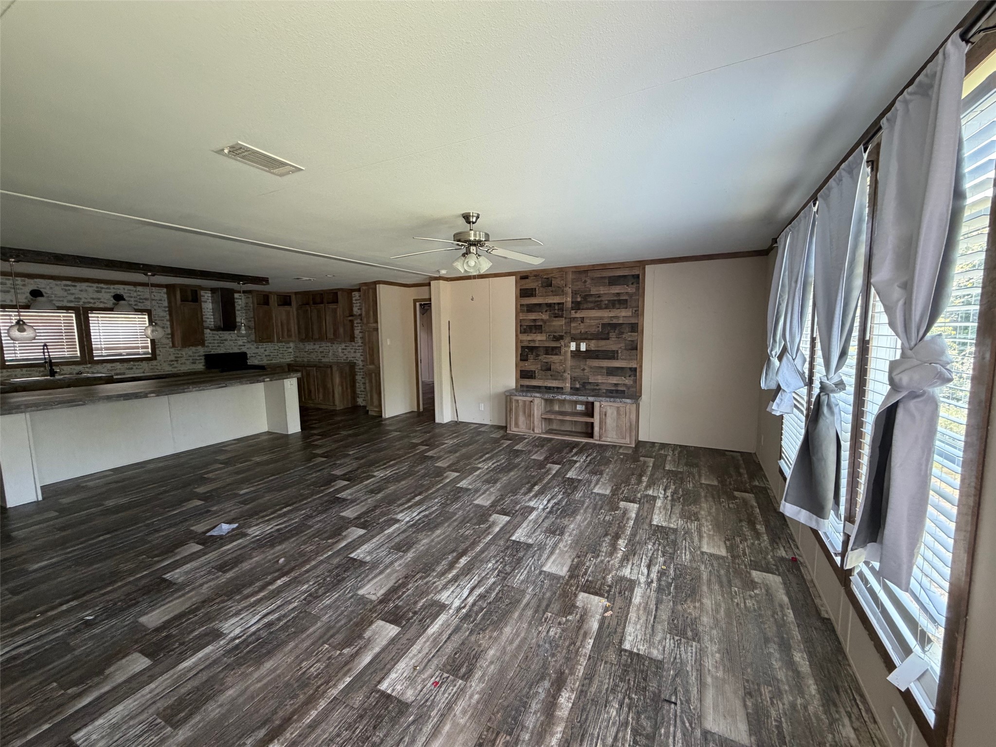 5609 Arkansas Trail Granbury TX 76048
