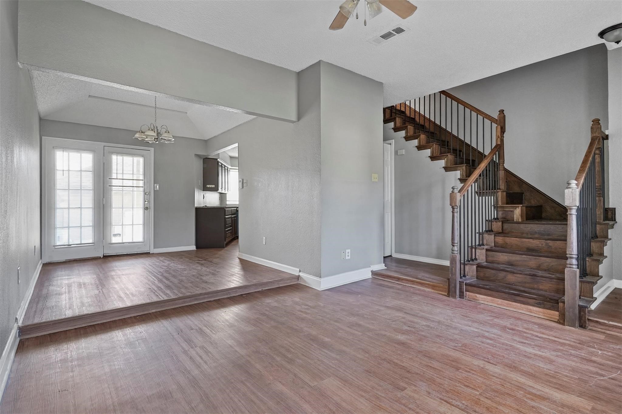 804 Custer Street Arlington TX 76014