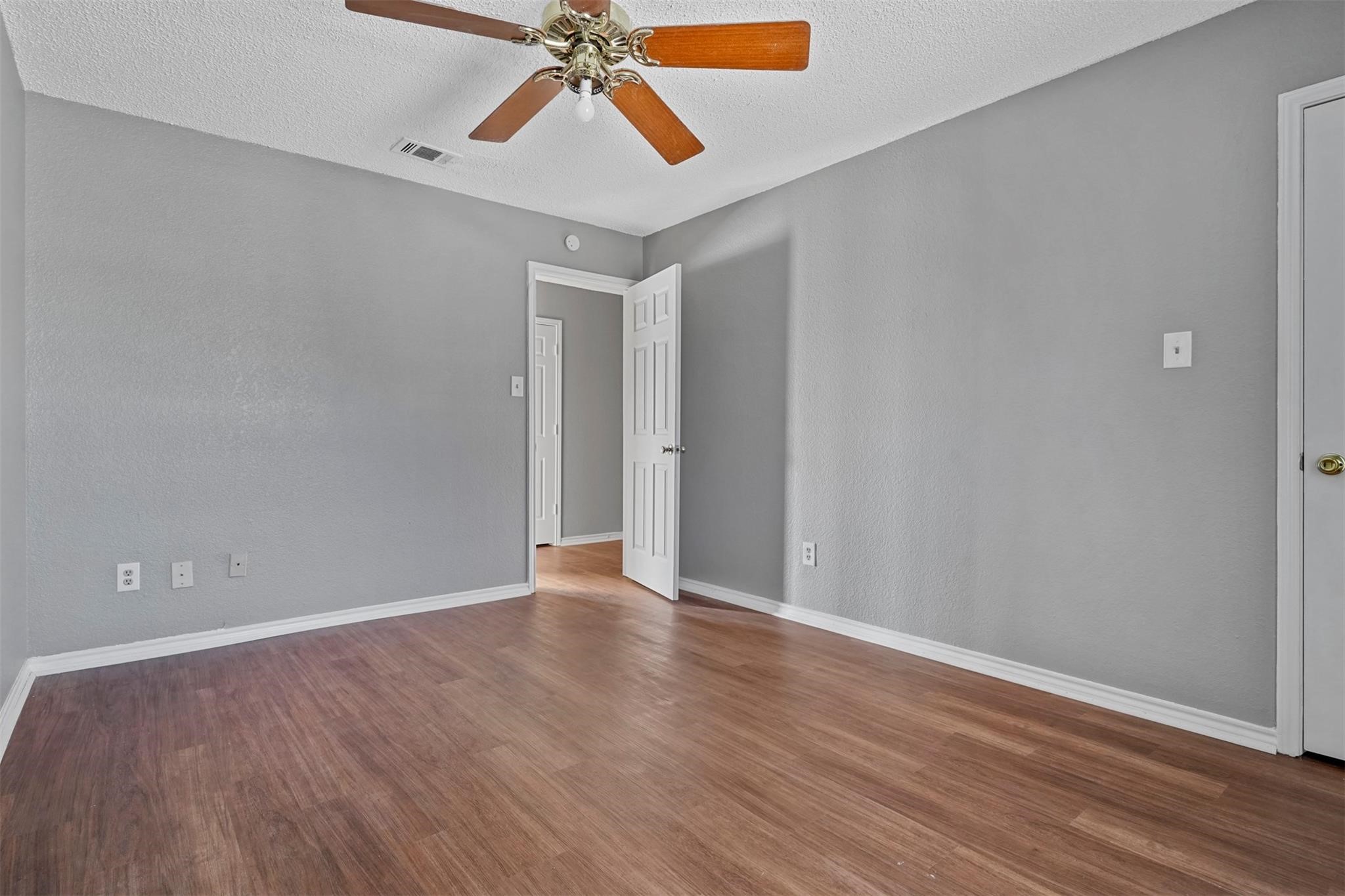 804 Custer Street Arlington TX 76014
