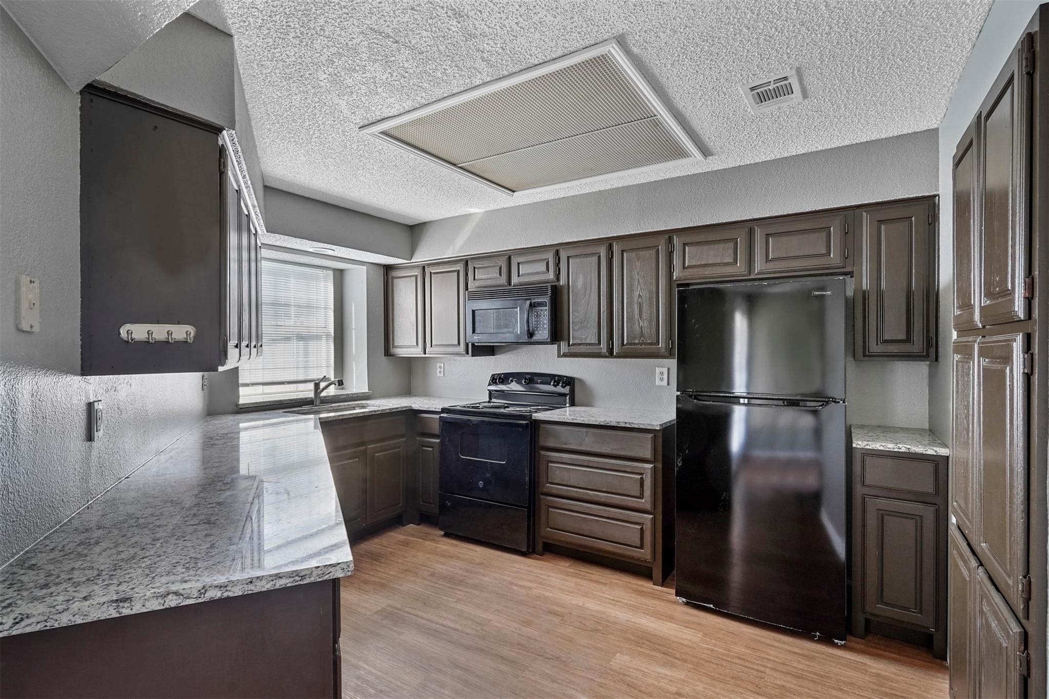 804 Custer Street Arlington TX 76014