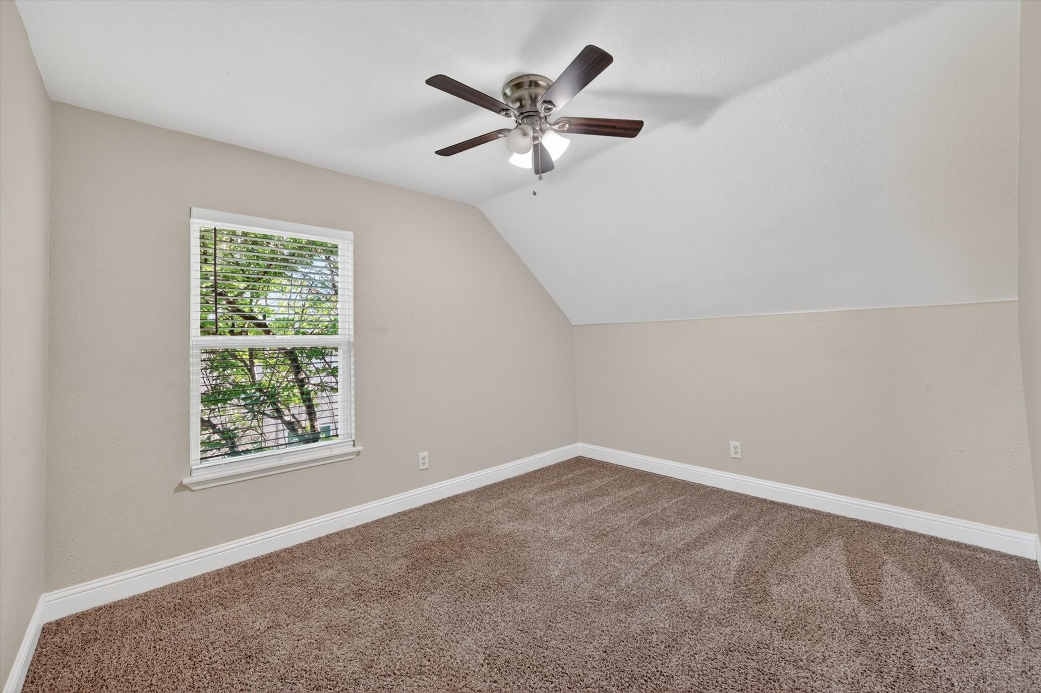 2009 Parkside Drive Denton TX 76201