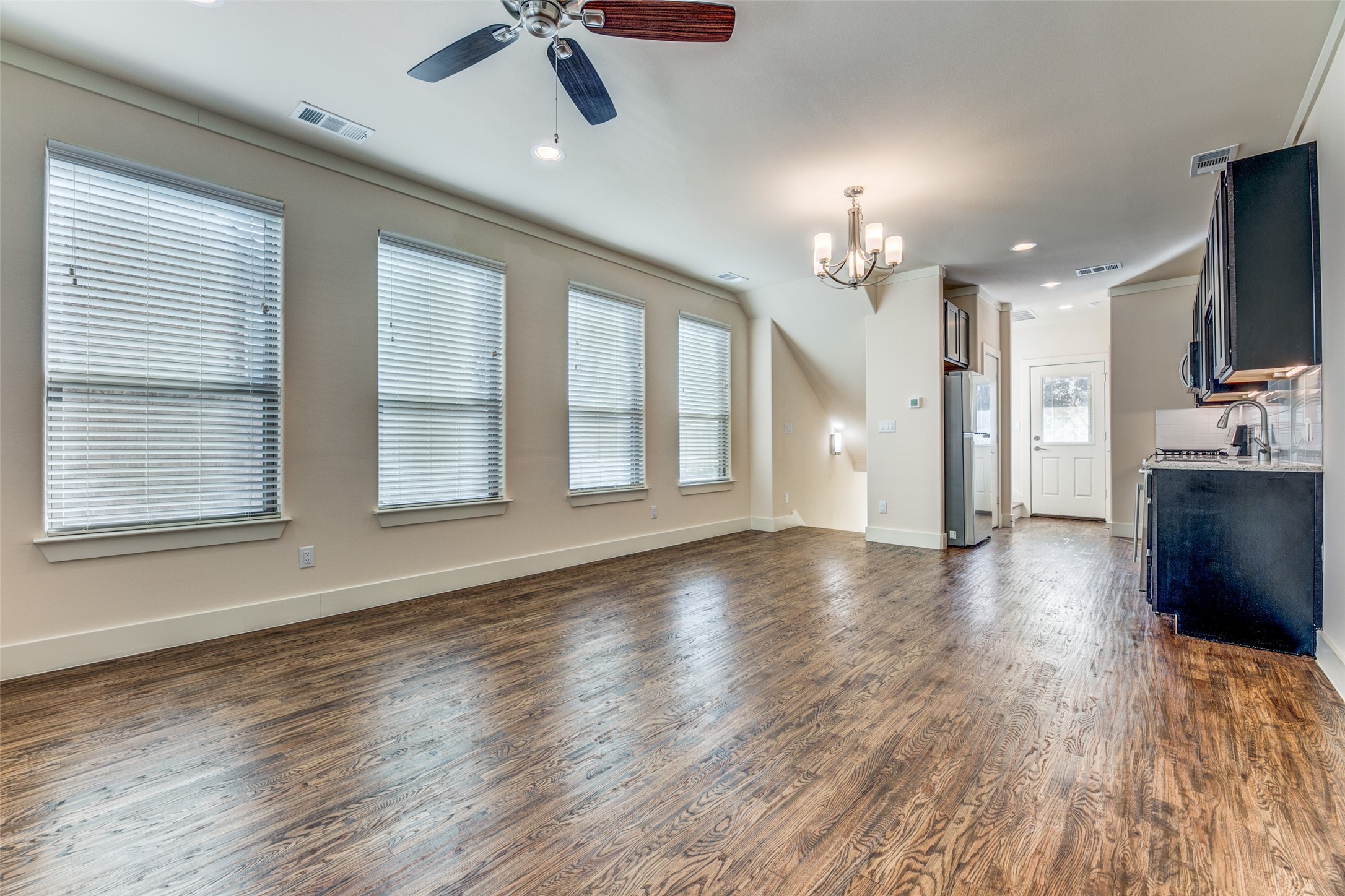 4316 Hartford Street Dallas TX 75219
