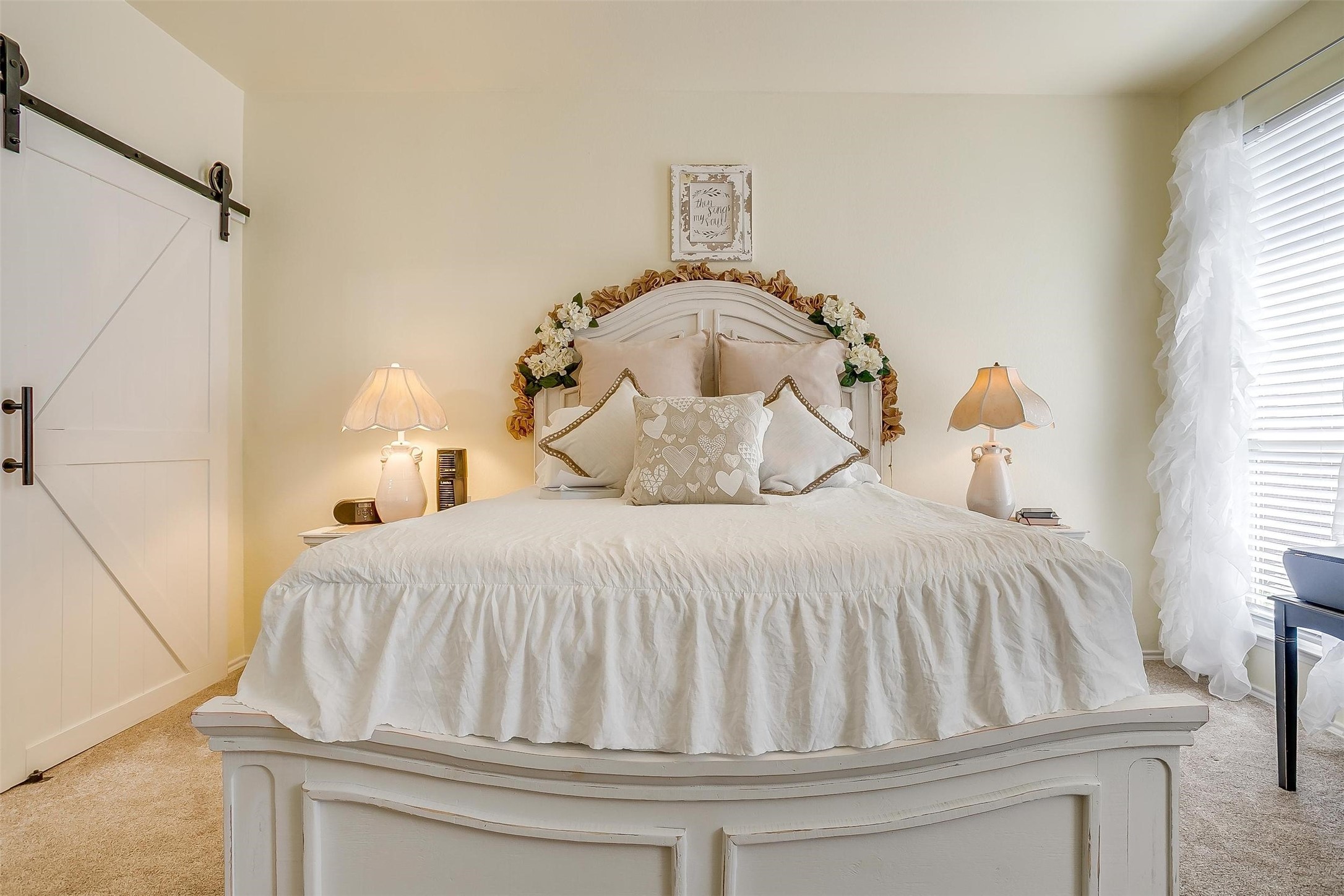 909 Hunter Lane Burleson TX 76028