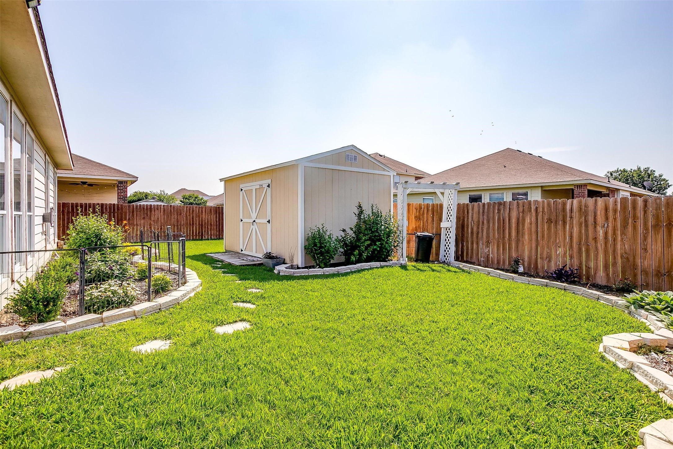 909 Hunter Lane Burleson TX 76028