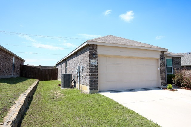 1416 Waggoner Drive Aubrey TX 76227